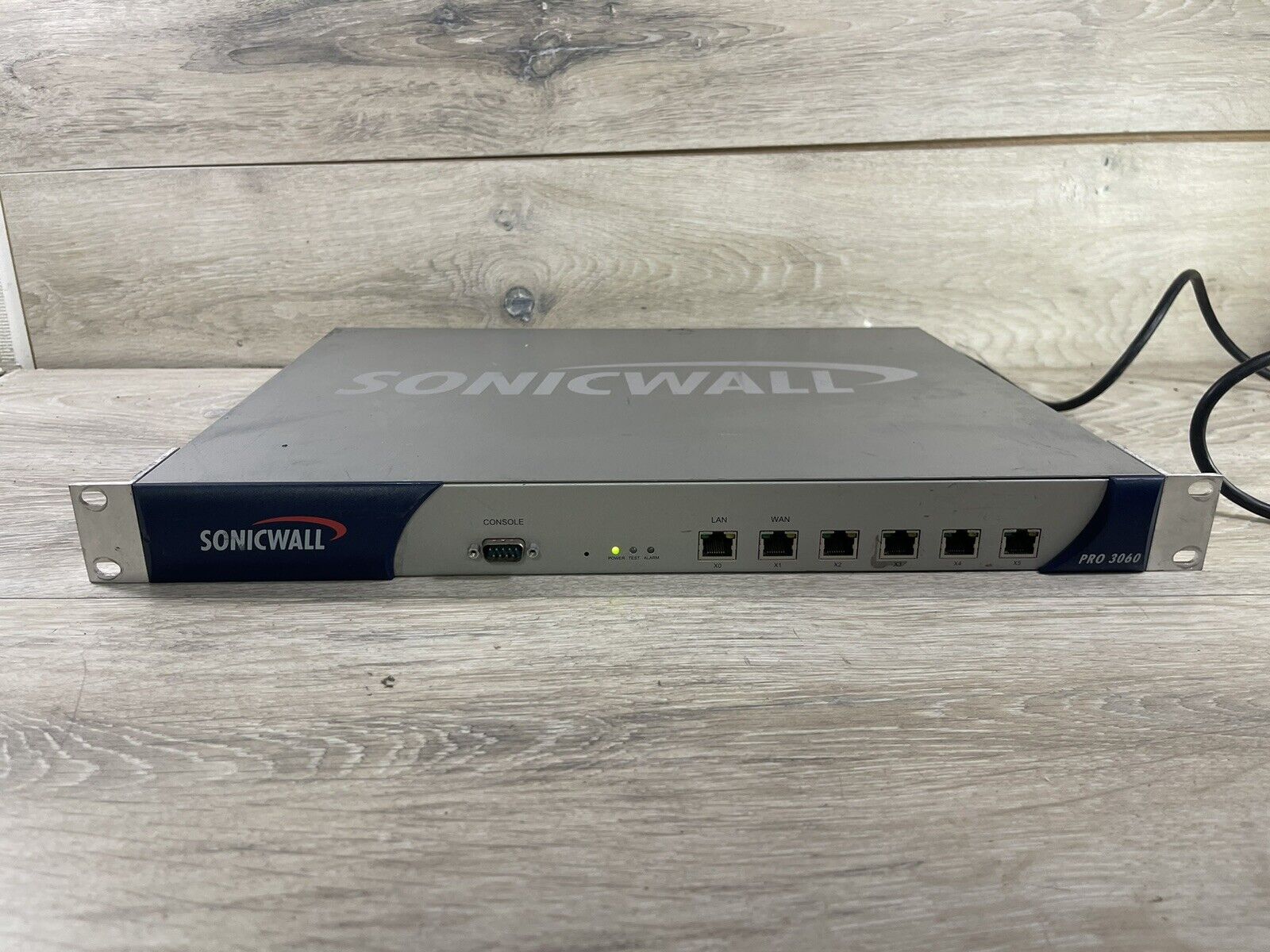 SonicWall PRO 3060 VPN Firewall Network Security Appliance 1RK09-032