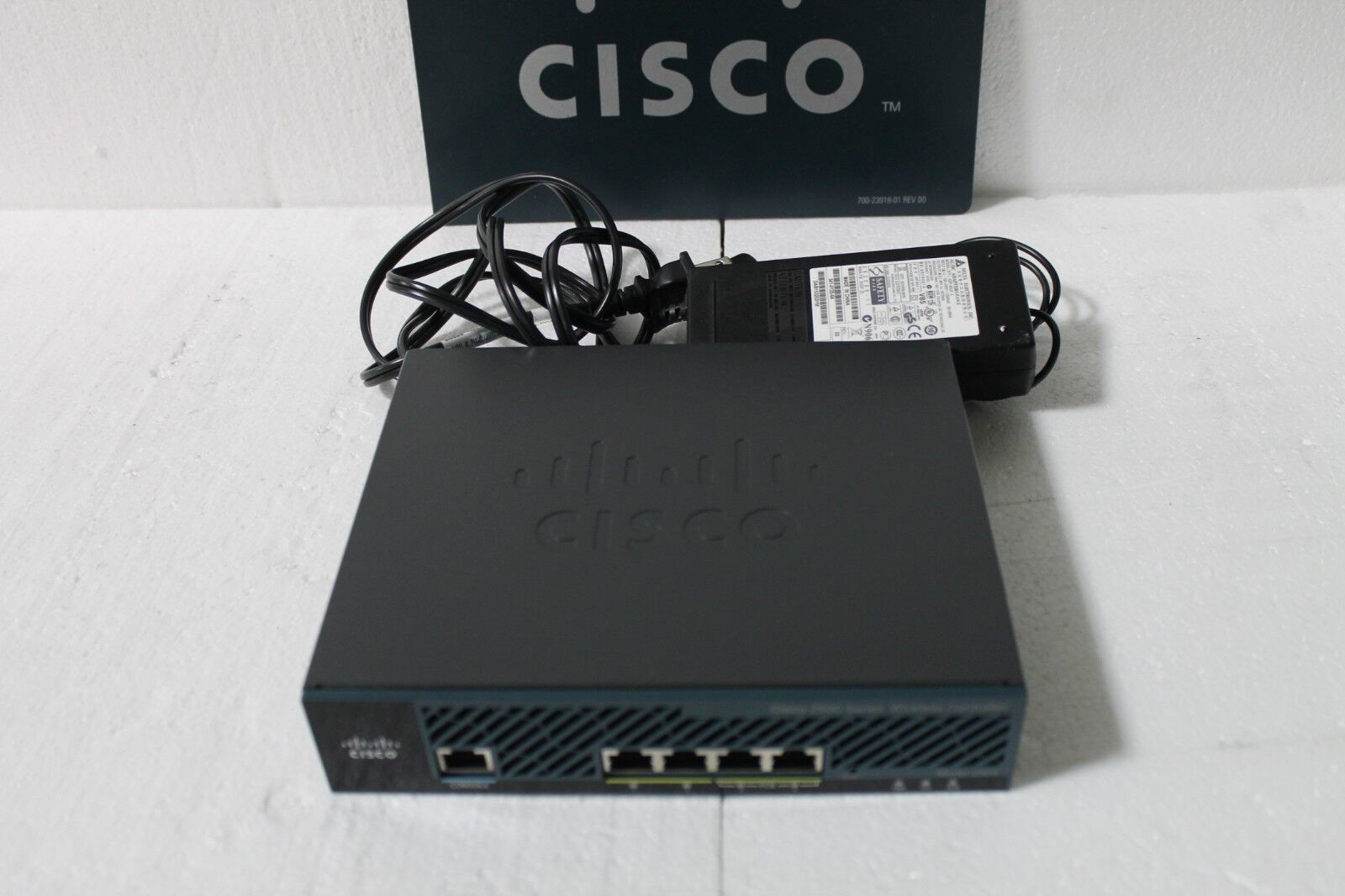Cisco AIR-CT2504-15-K9 Wireless Controller 15 Access Point Lic AIR-CT2504 (2)