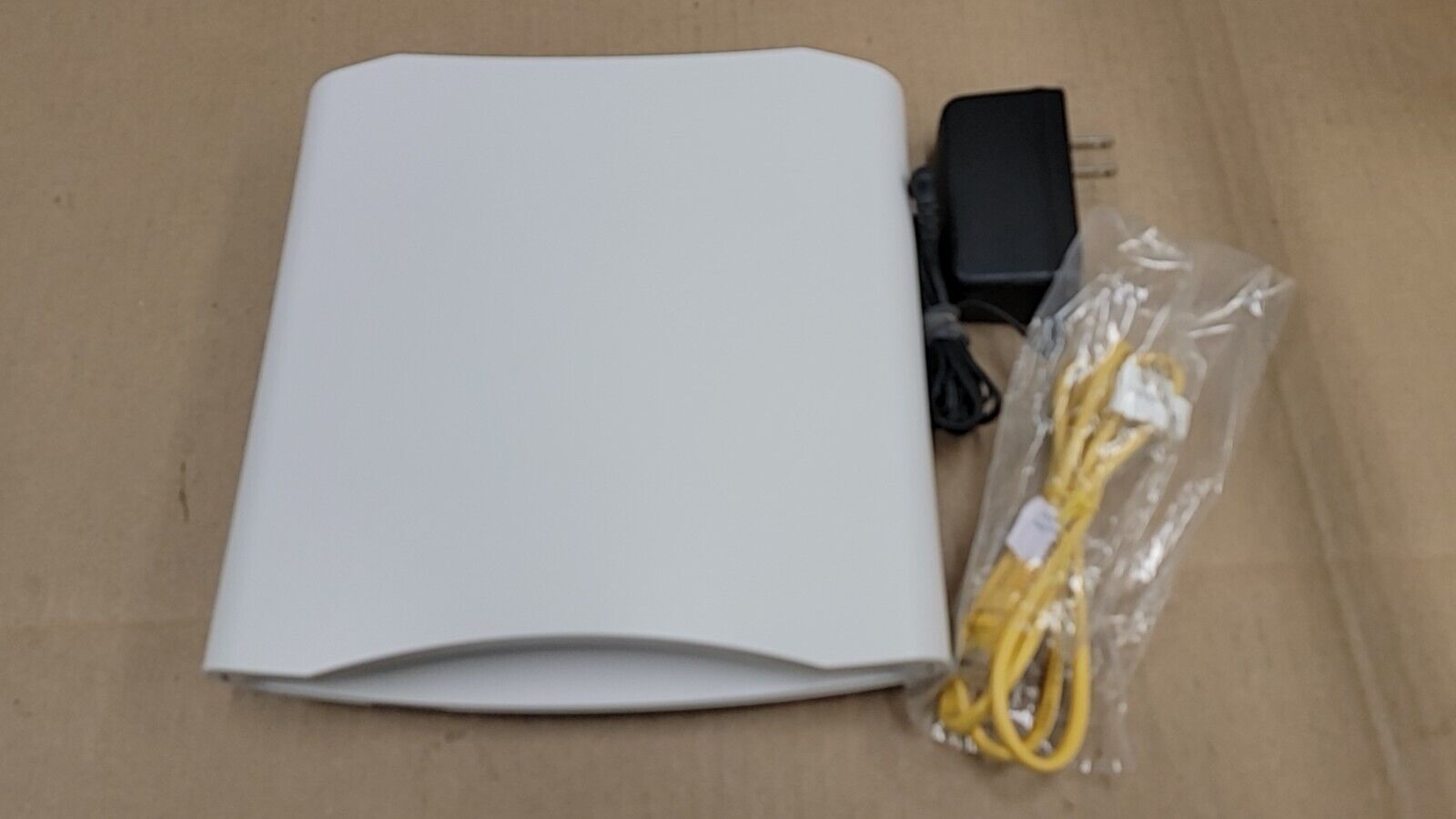 Ruckus Wireless ZoneFlex R710 Dual Band Access Point 901-R710-US00with AC