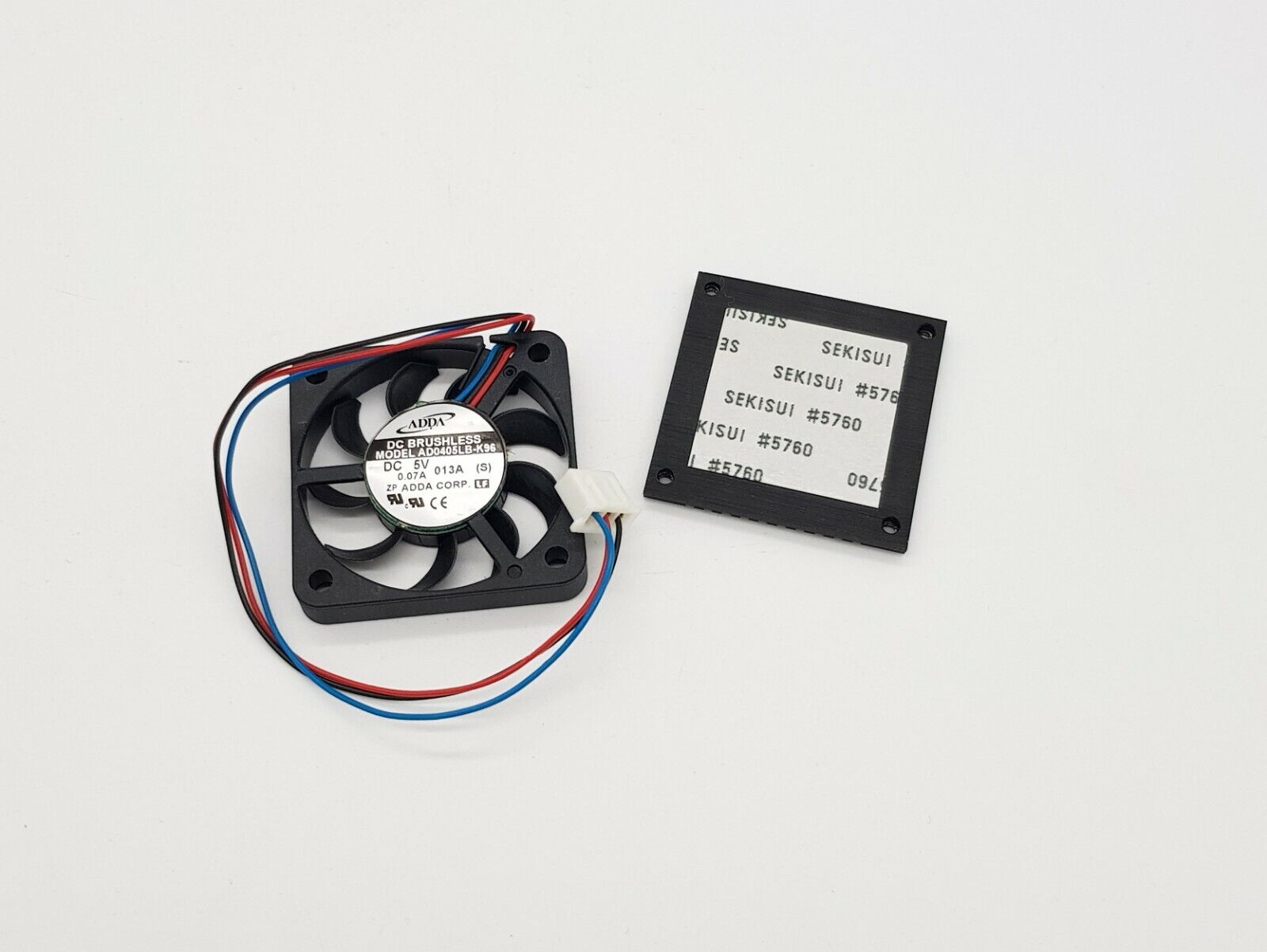 220 pcs ADDA MINI DC Cooling fan AD0405LB-K96 5V 0.07A 40x40x6.7mm + Heat Sinks