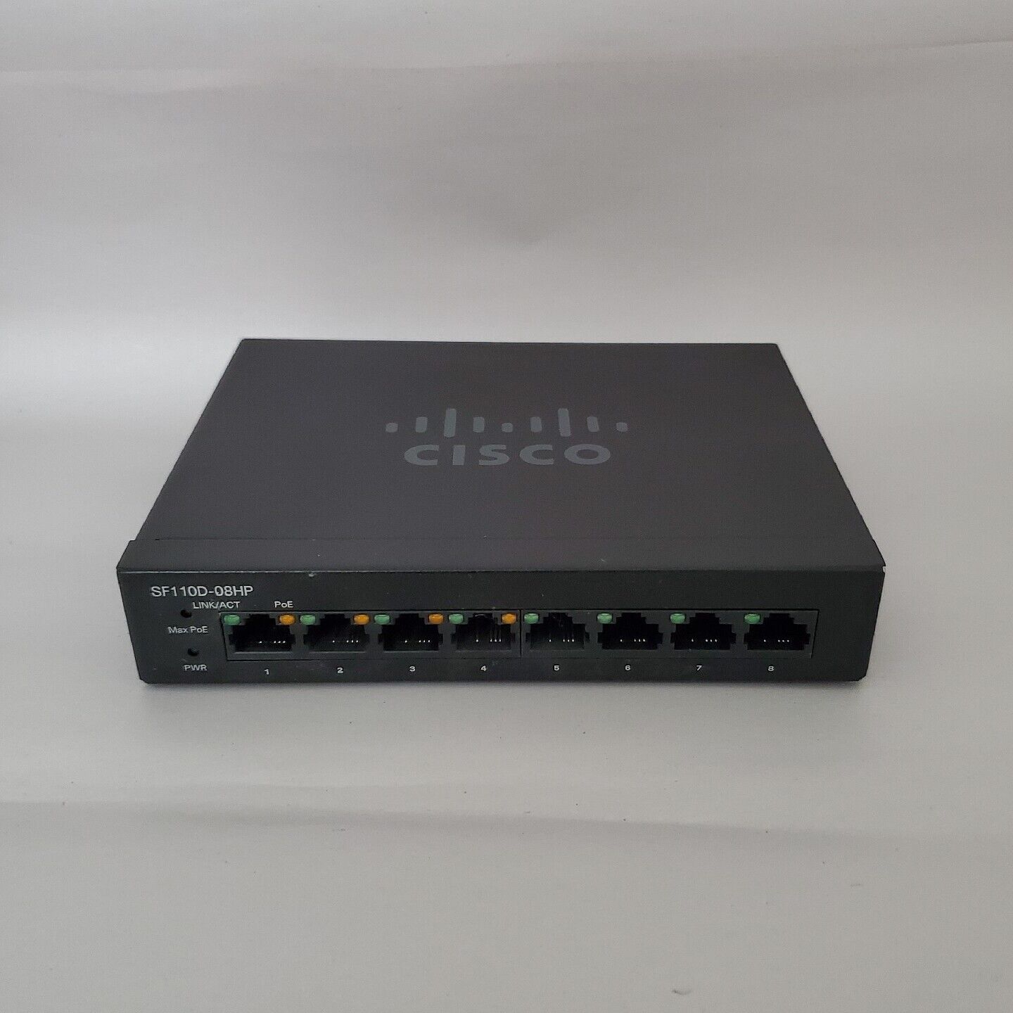 Cisco SF110D-08HP V.03 8-Port 10/100 PoE Ethernet Desktop Switch