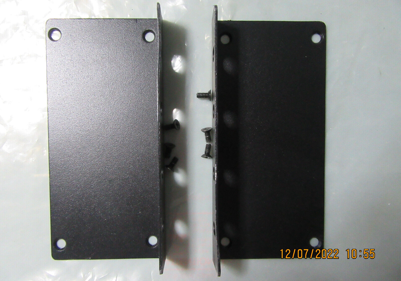 Genuine Ears with 6 Screws for Crestron DMPS3-200-C Media System 6506614