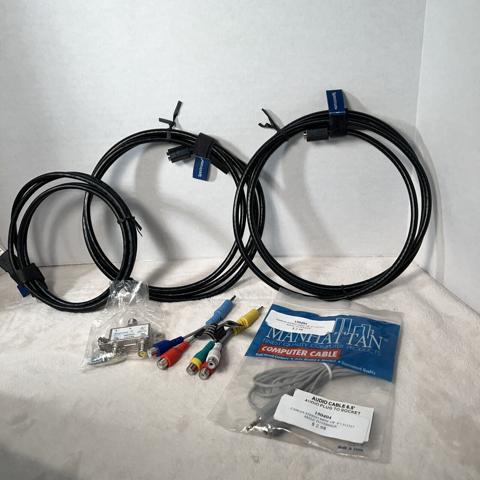 Combo Of Cables Spectrum HDMI & Amphenol BDS1202H & Manhattan Computer Cable 