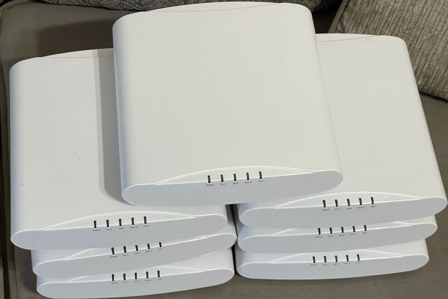 Unleashed Ruckus R610 Unleashed High Performance Wave 2 Wireless Access Point