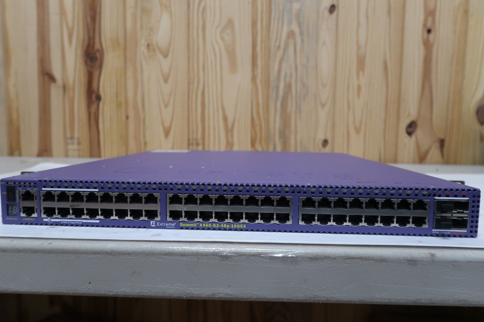 Extreme Networks X460-G2-48p-10GE4 Ethernet Switch [l07]