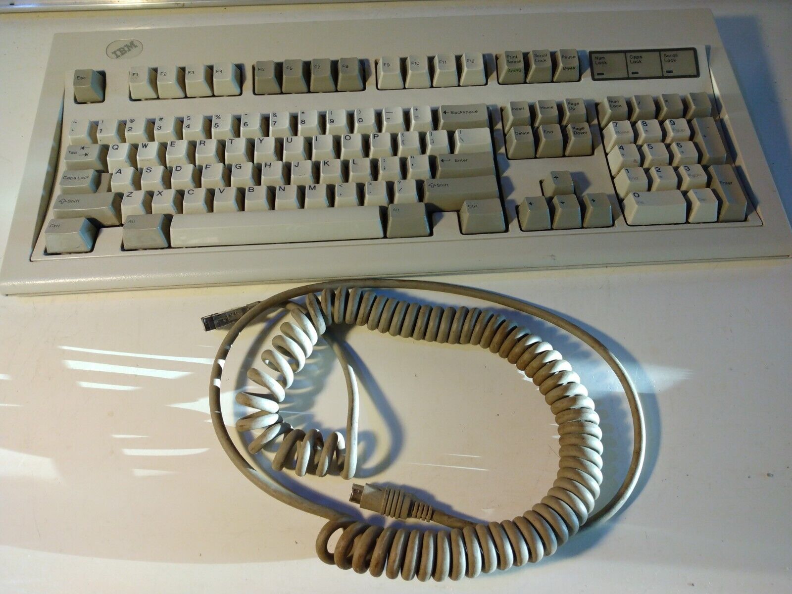 IBM Model M Keyboard 1391401 - PS2 Cable - Dec 18, 1989