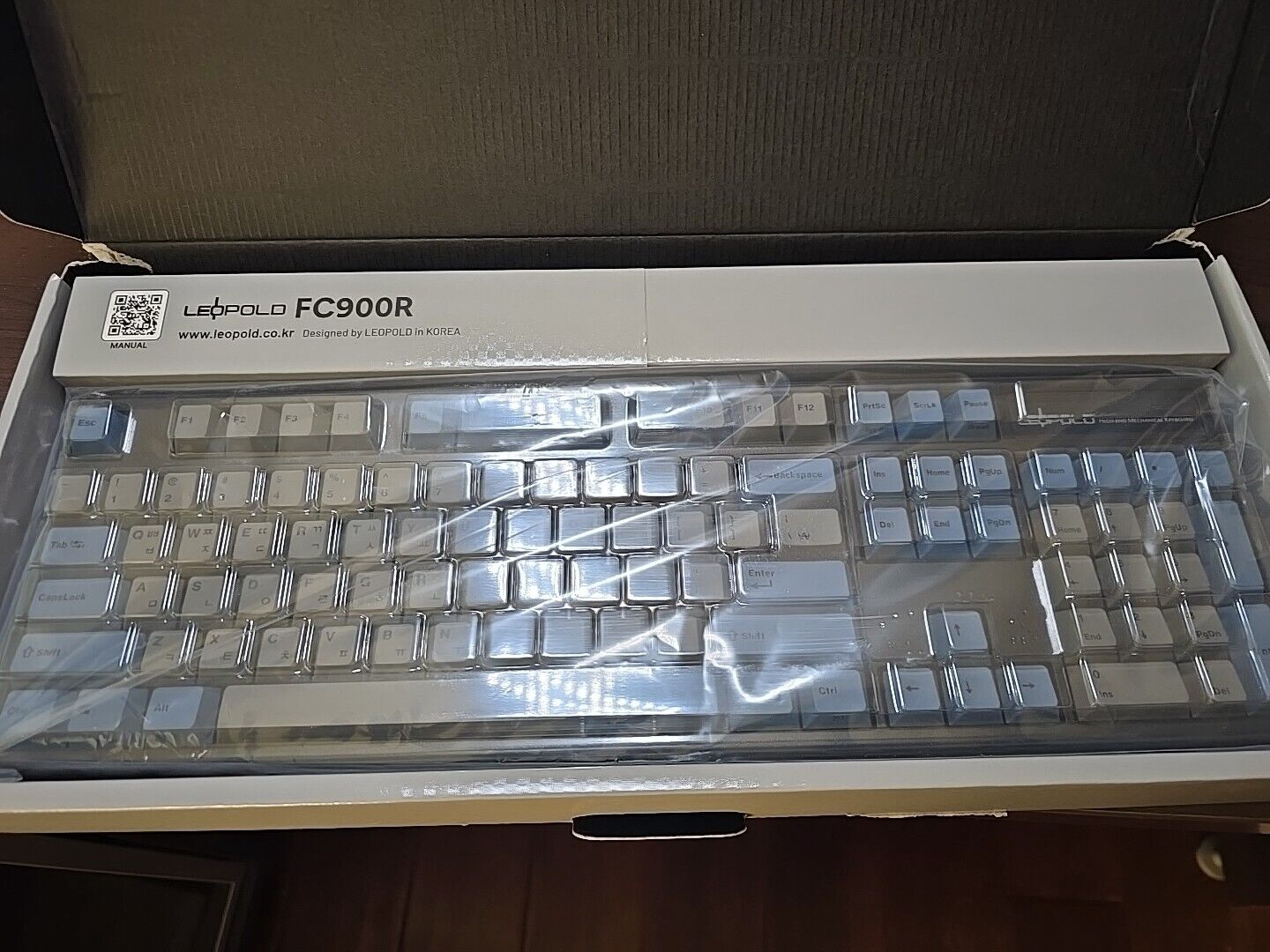 Leopold FC900R PD 104KEYS HIG-END Mechanical Keyboard
