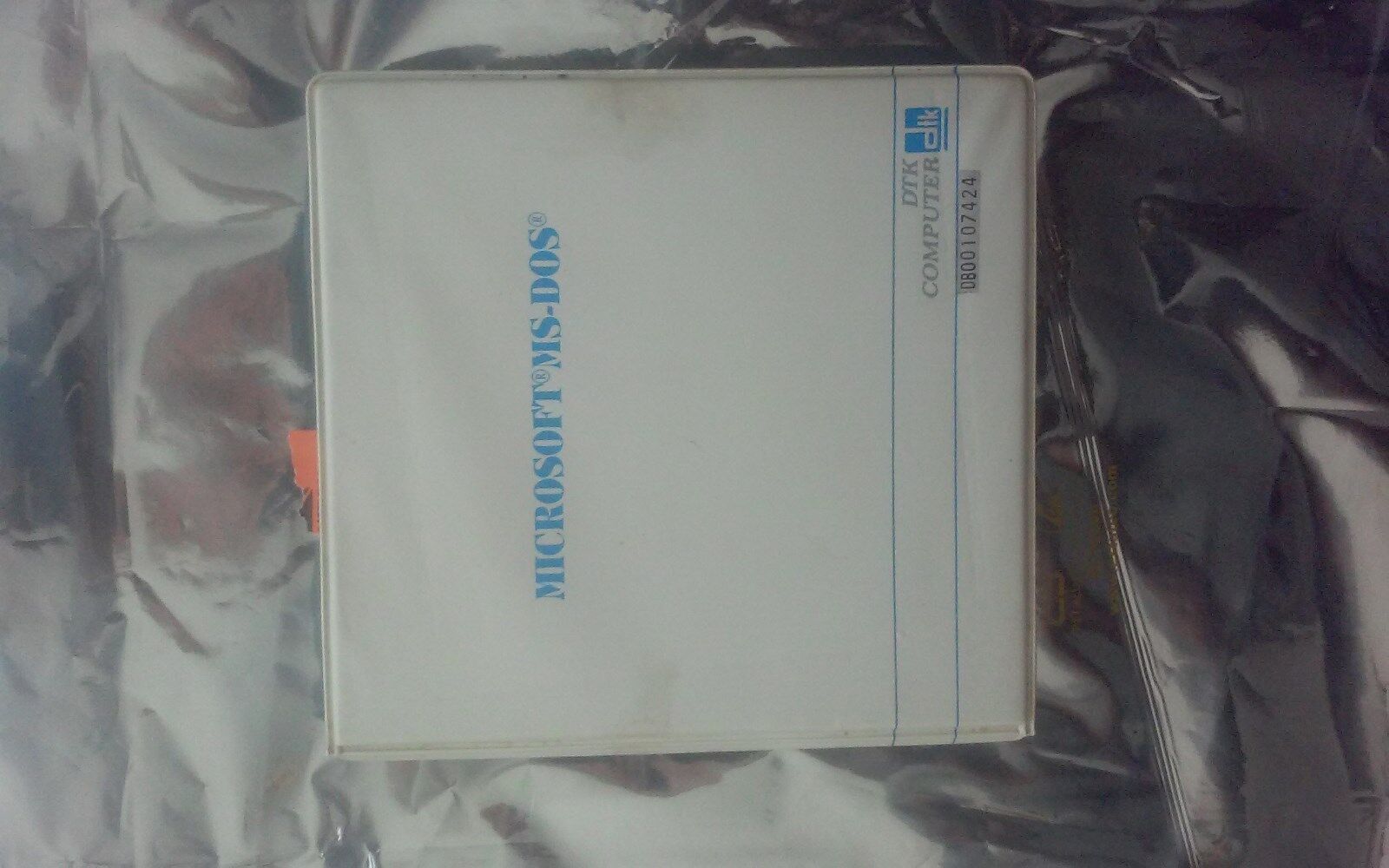 •	MICROSOFT MS DOS 4.01 DTK  Six  51/4 disks     Vintage