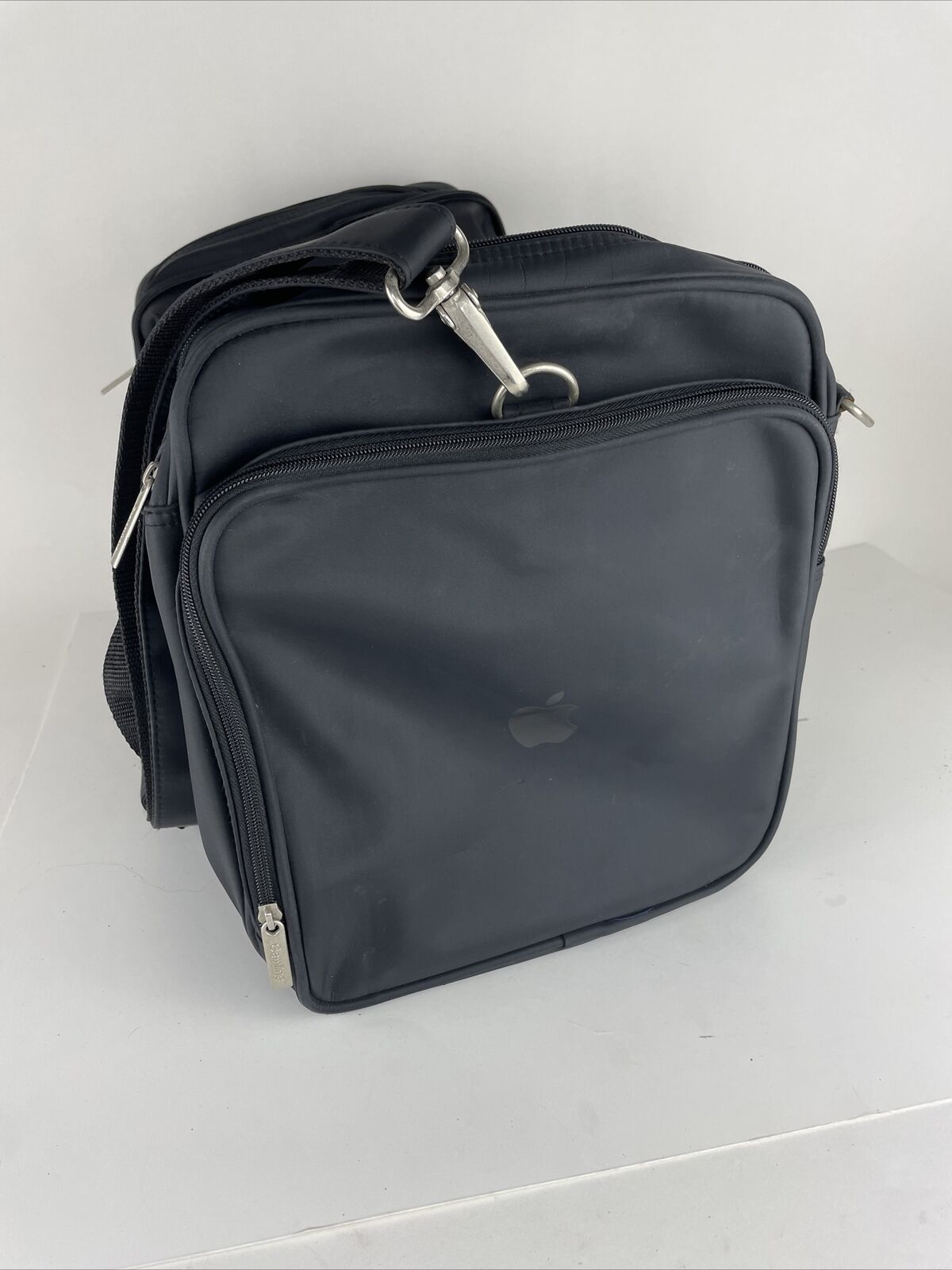 Gemline Apple Branded Duffel Bag HARD TO FIND Gym Bag