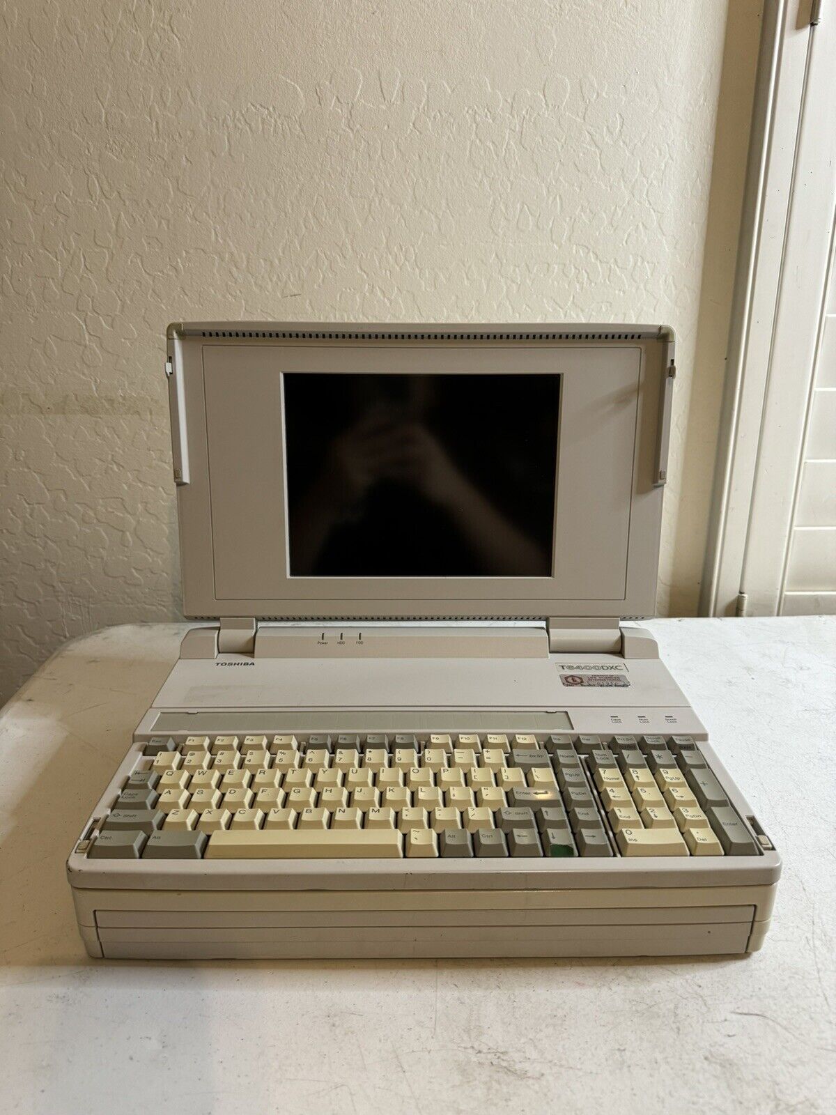 VINTAGE - TOSHIBA T6400DXC/200 Laptop READ