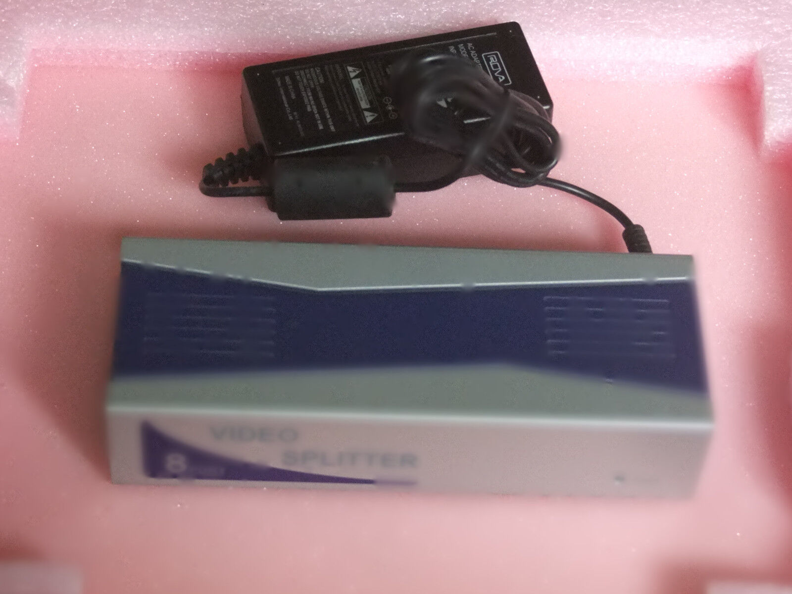 8 Port video splitter with ac adapter