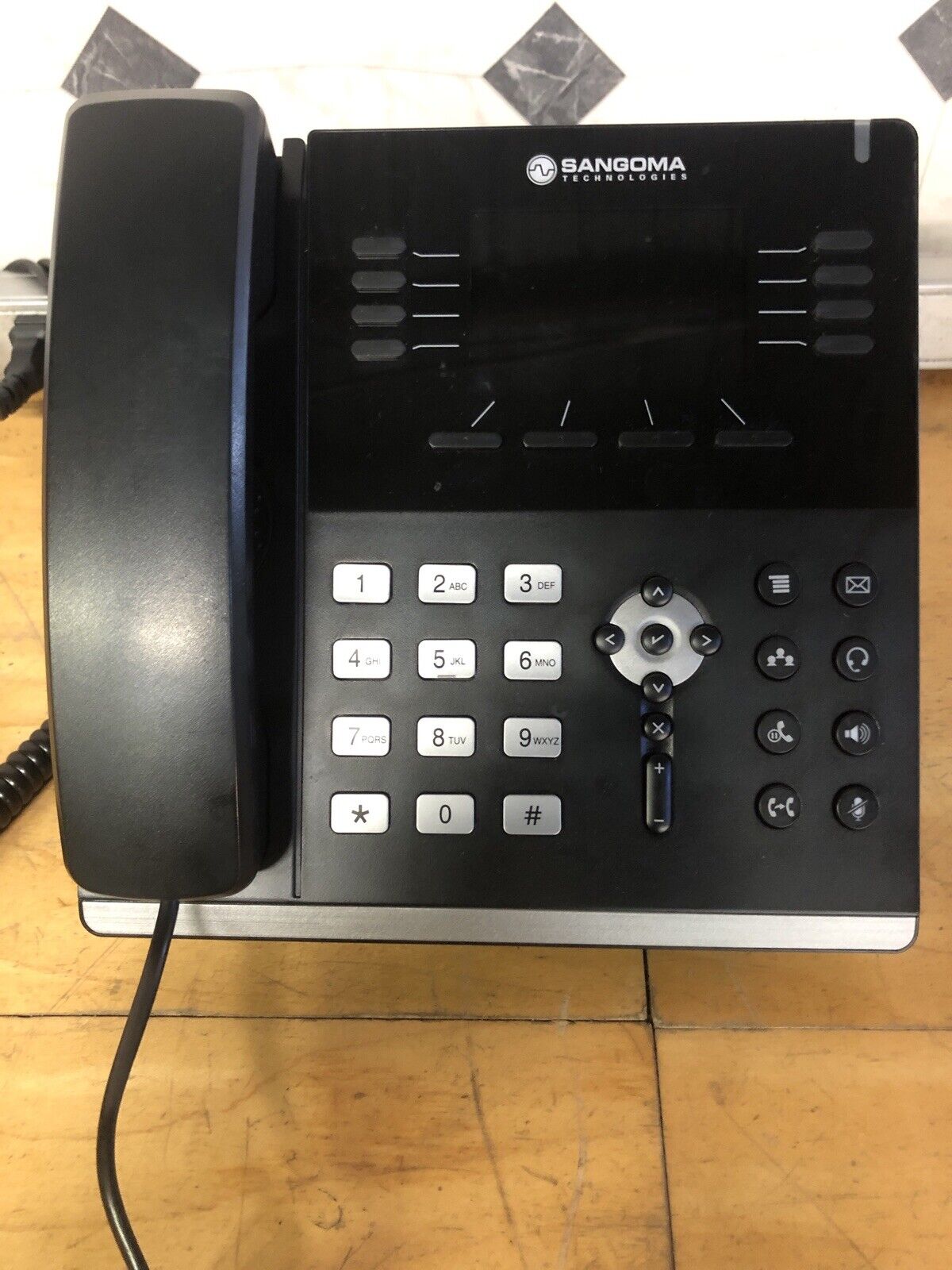 Sangoma S500 VoIP Business Class Telephone NO Power Supply Excellent Condition