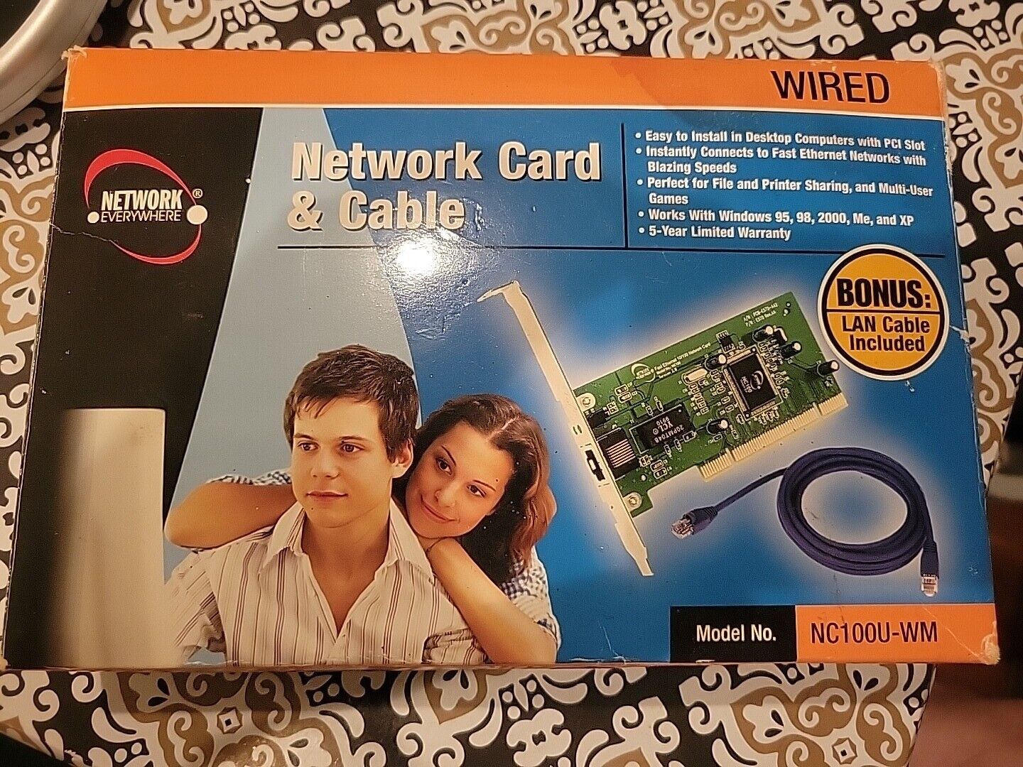 Network Everywhere Network Card 10/100 and Cable NC100U-WM