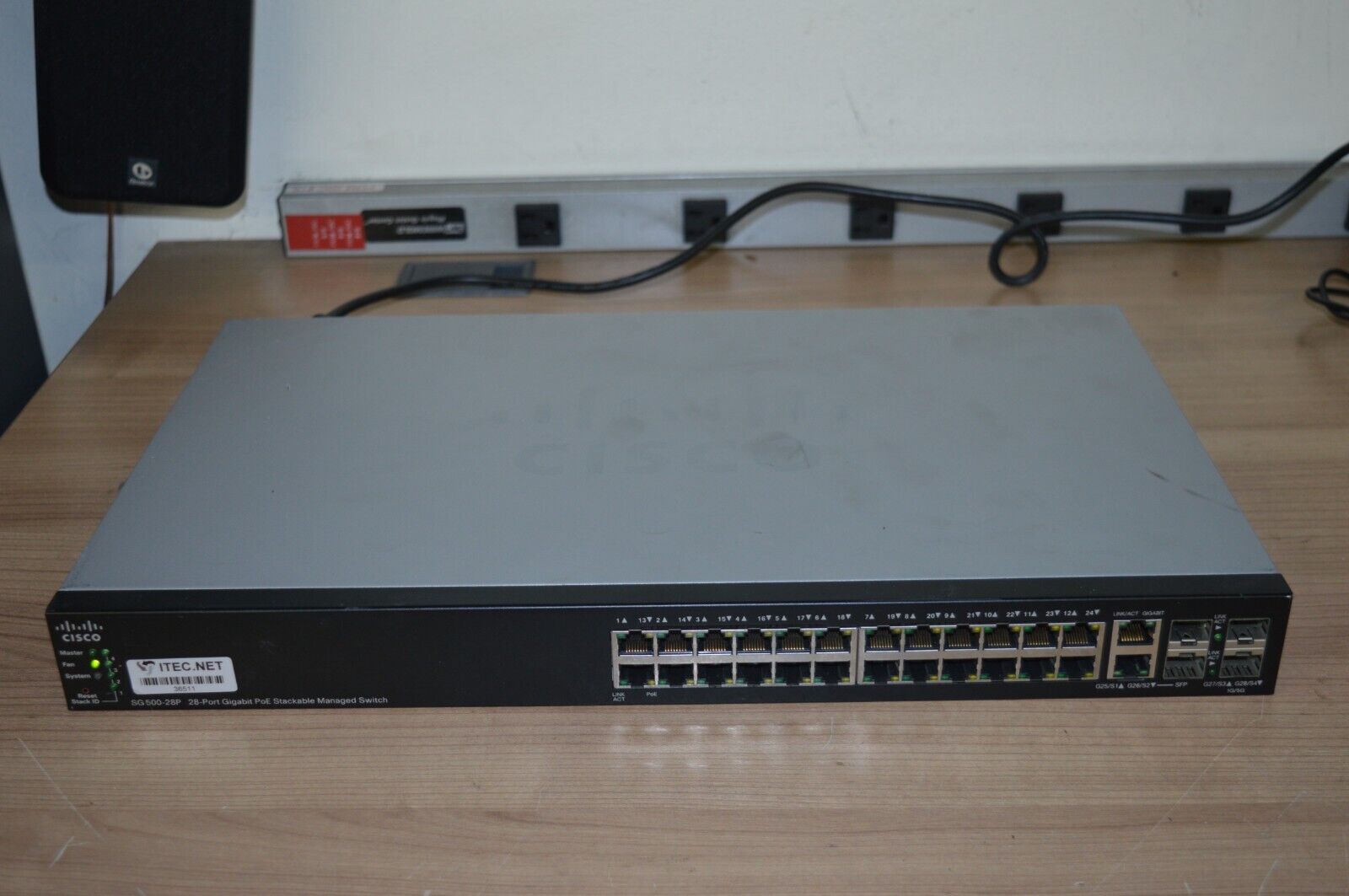Cisco SG500-28P-K9 28 Port Gigabit PoE Stackable Managed Network Switch