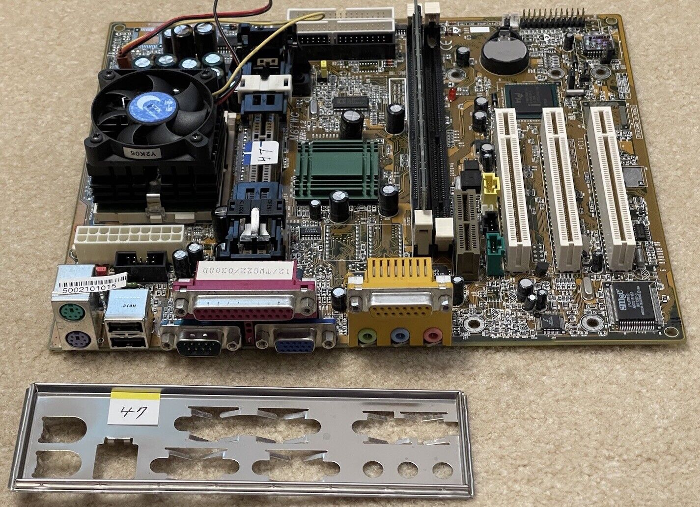Vintage Biostar M6TWG Slot 1/Socket 370 Motherboard W/ CPU and RAM