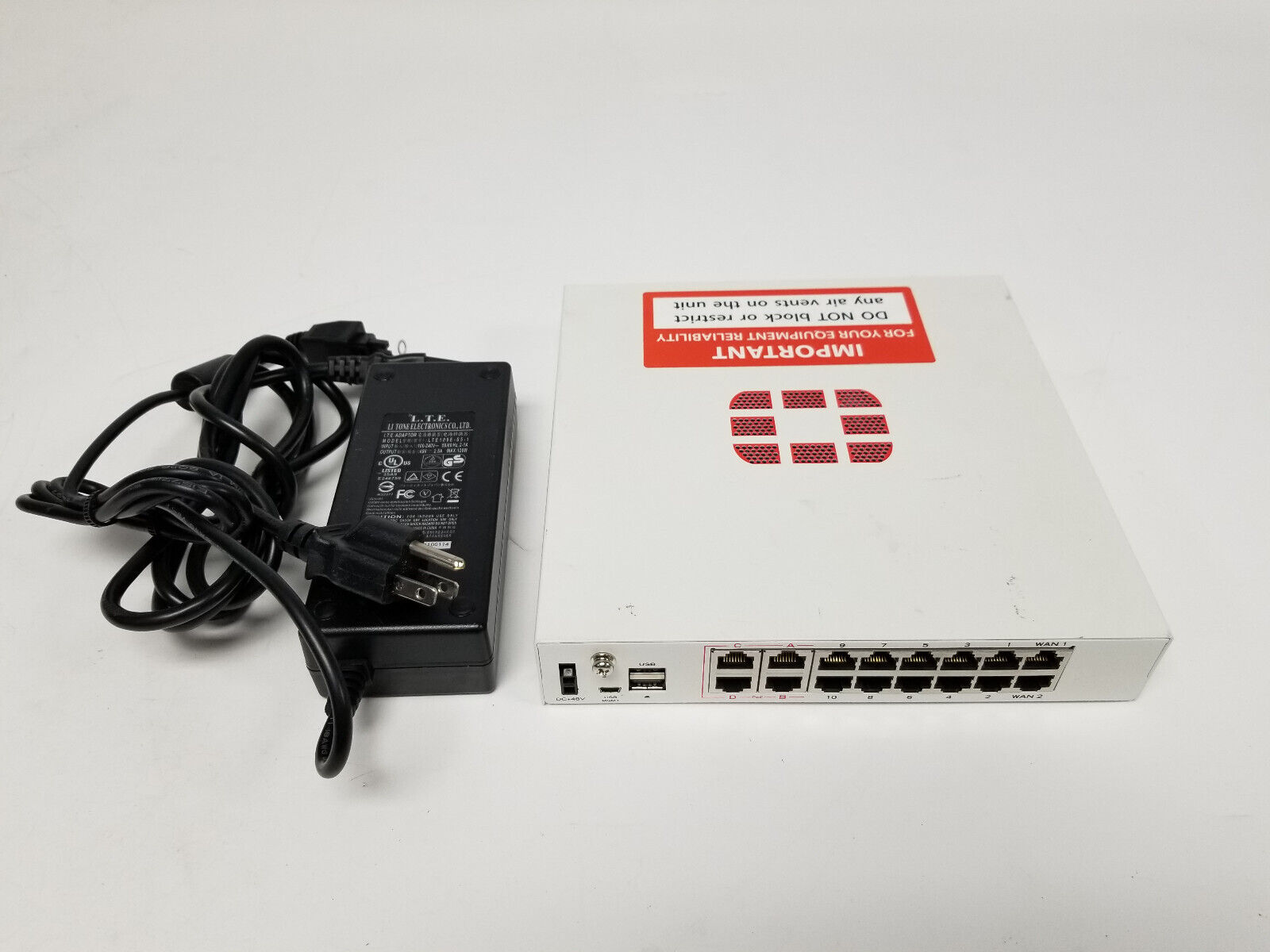 Fortinet FortiGate FG-90D-POE Firewall Security Applicance with Power Adapter