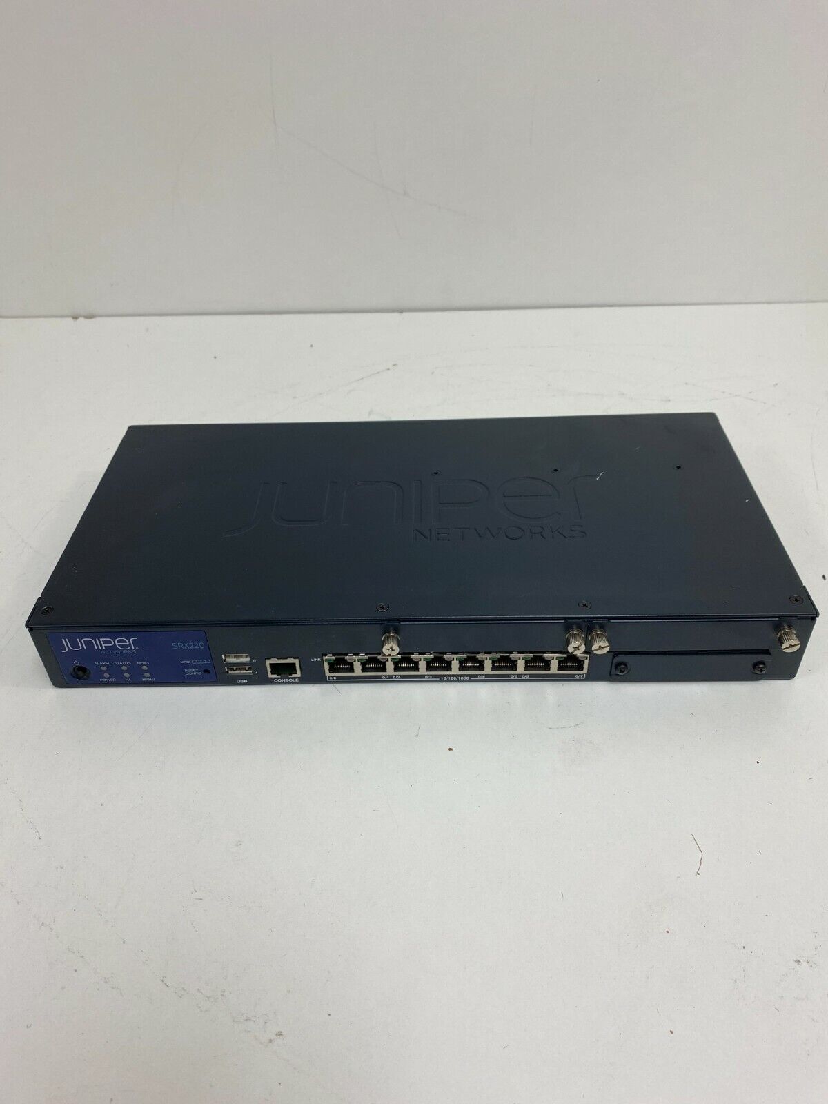 Juniper SRX220 8-Port Gigabit Firewall Security Gateway Appliance NO ADAPTER