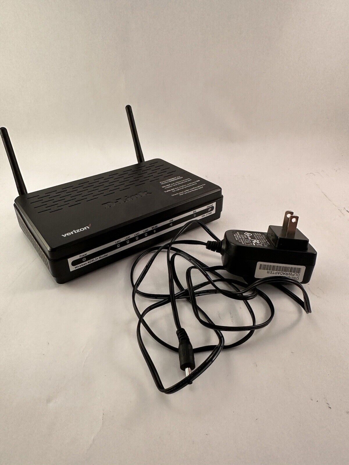D-Link Verizon Internet Router DSL-2750B ADSL2+ w/ Power Supply 4-Port Wireless