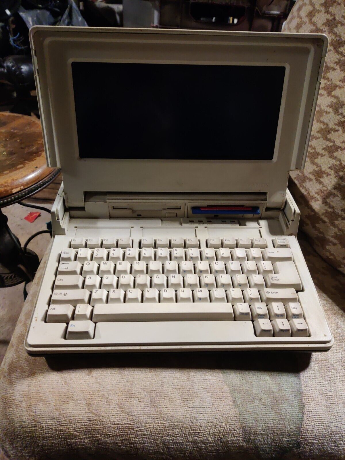 Tandy 1400 LT Computer No Cords But Was Known To Be Working Last Time I Had A...