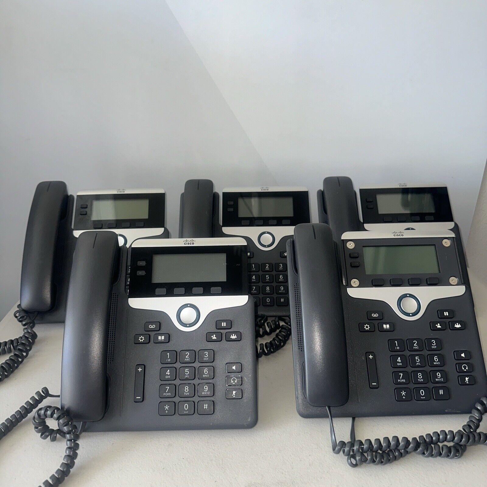 Lot Of 5 Cisco CP-7821-K9 Unified IP Business Phone Base 7821 w/ handset & stand