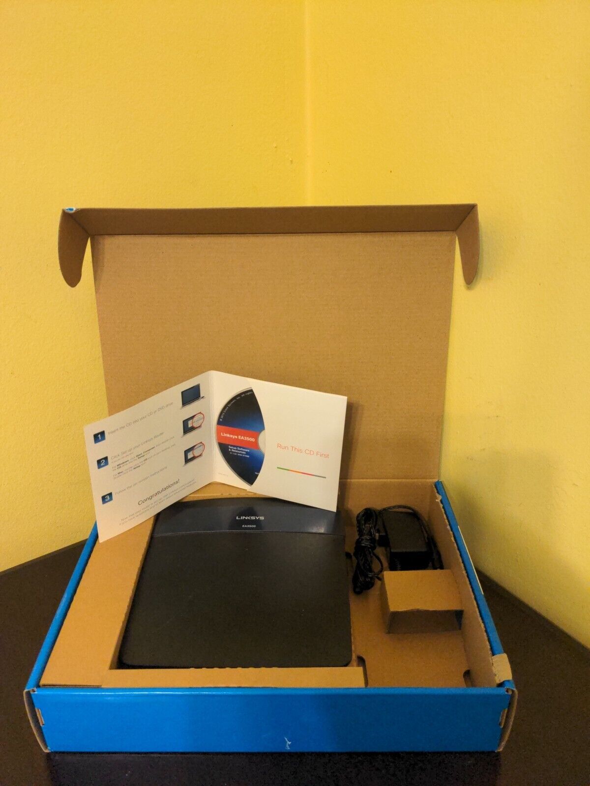 Linksys EA3500 N750 Dual Band Smart Wi-Fi Router Mint In Box 