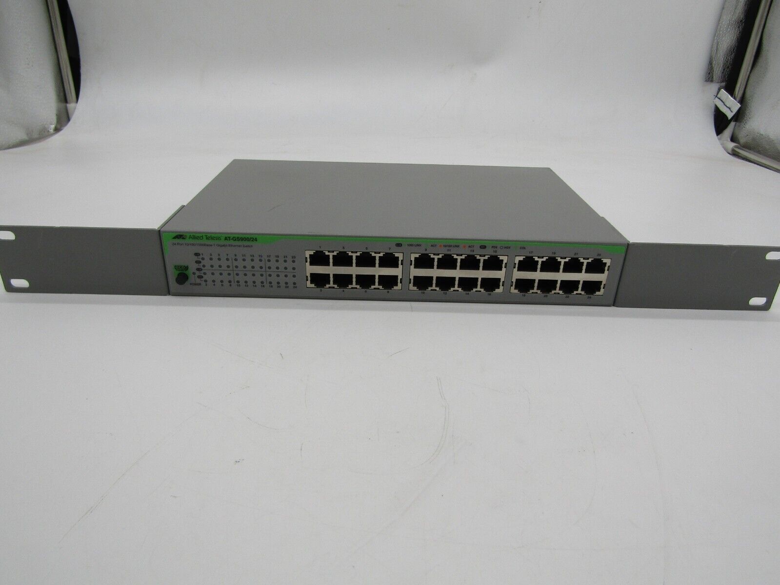 Allied Telesis  24 Port  Combo webSmart Switch AT-GS900/24