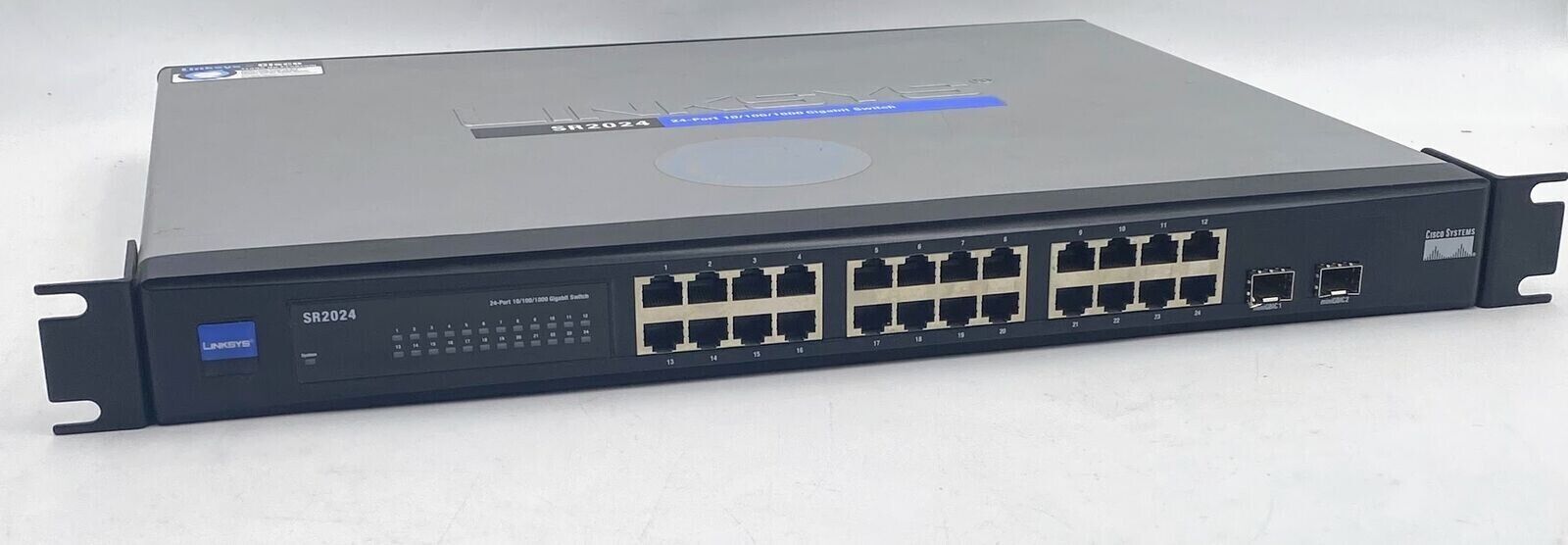 Linksys | SR2024 | 24-Port 10/100/1000 Gigabit Network Switch with Power Cable