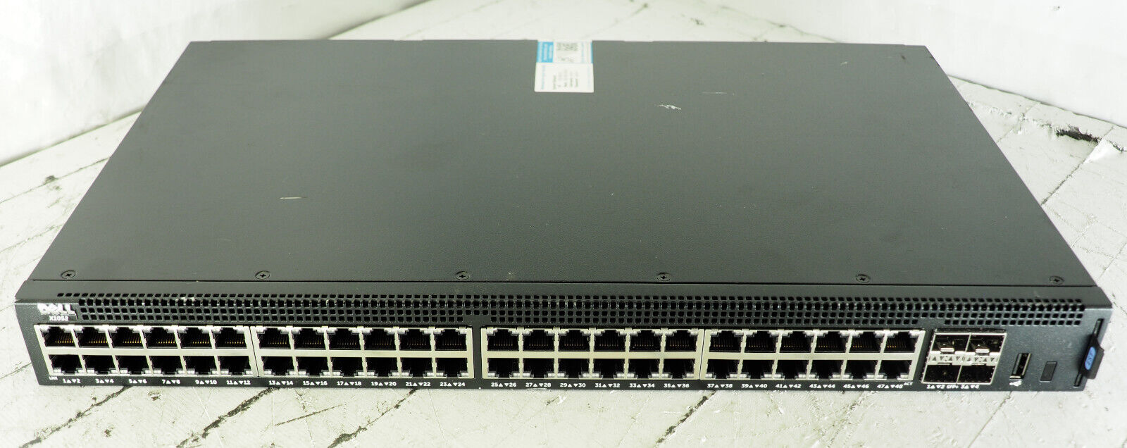 Dell Networking X1052 48 Port Gigabit PoE+ Ethernet Switch XTCT3