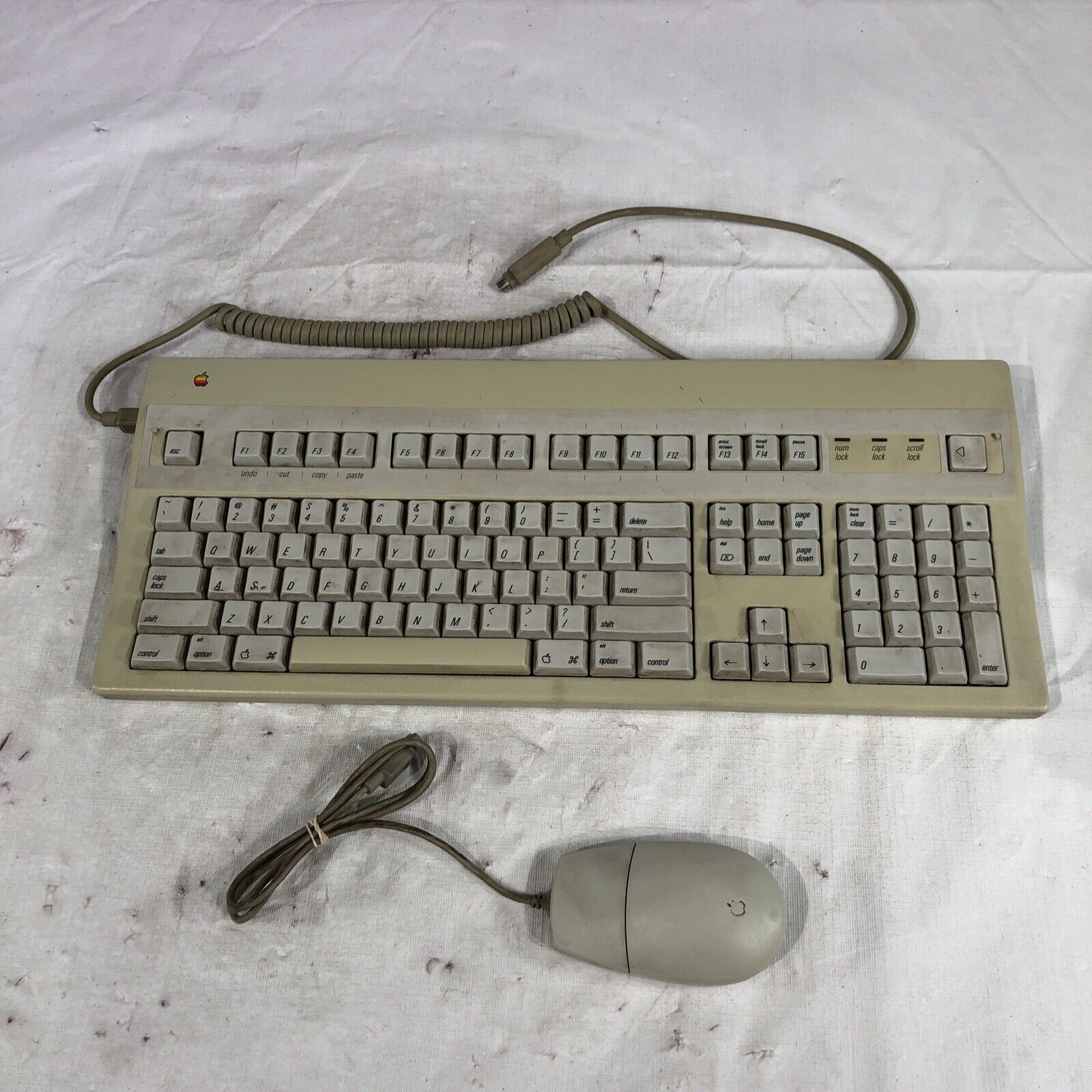 Apple Extended Keyboard II for Mac IIgs ADB Desktop Bus Vintage M3501 M0312