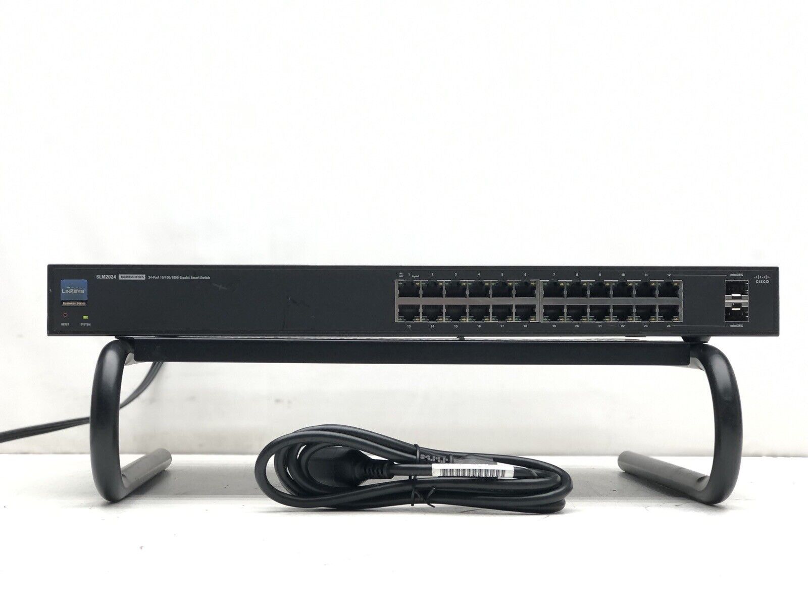 Cisco Linksys SLM2024 Gigabit Smart Switch 24-Port W/ Power Supply