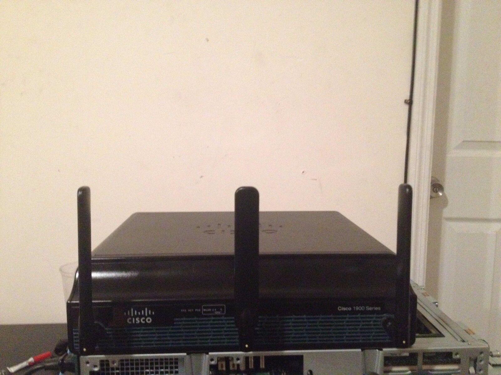 Cisco 1941W-A/K9 Wireless Lan Integrated Services Modular Router