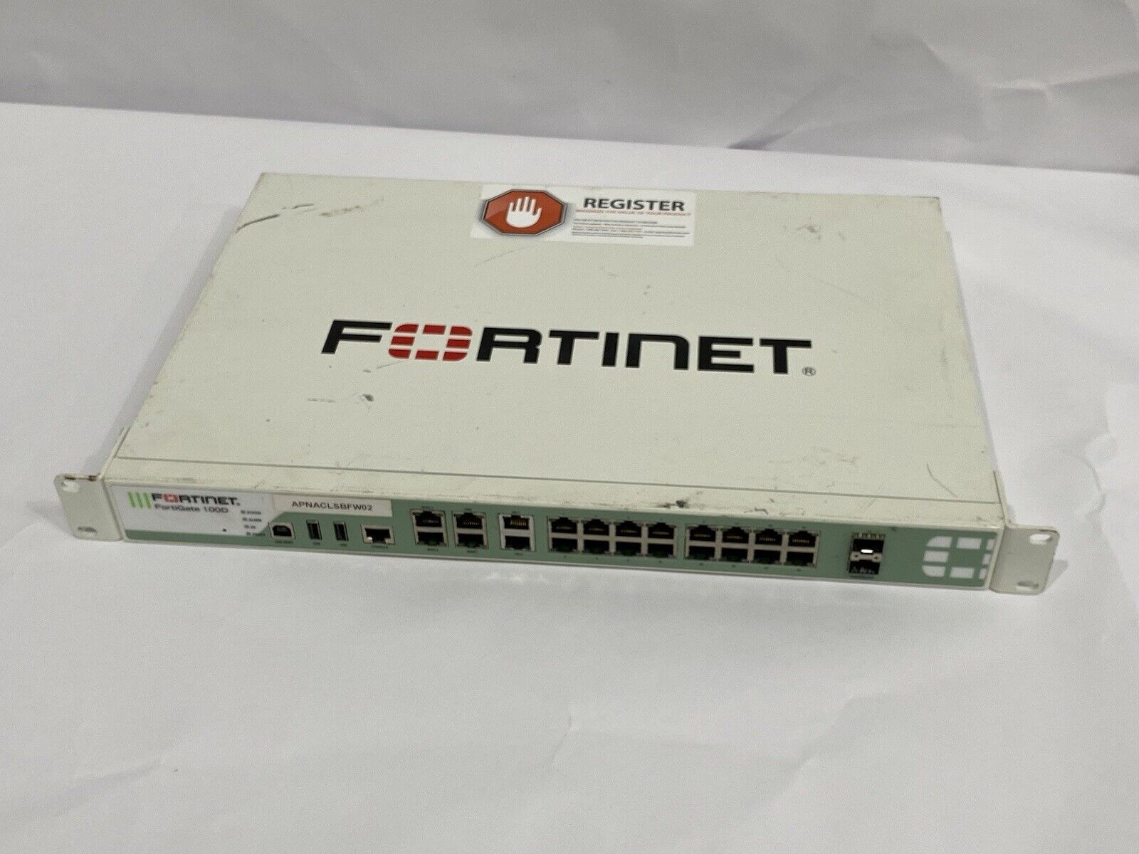 Power Fortinet FortiGate 100D Security Appliance AS-IS Parts / Repair Fg 100D
