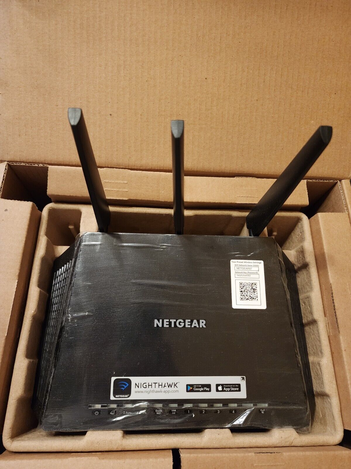 NETGEAR R6400-100NAR Smart WiFi Dual Band  AC1750 Router