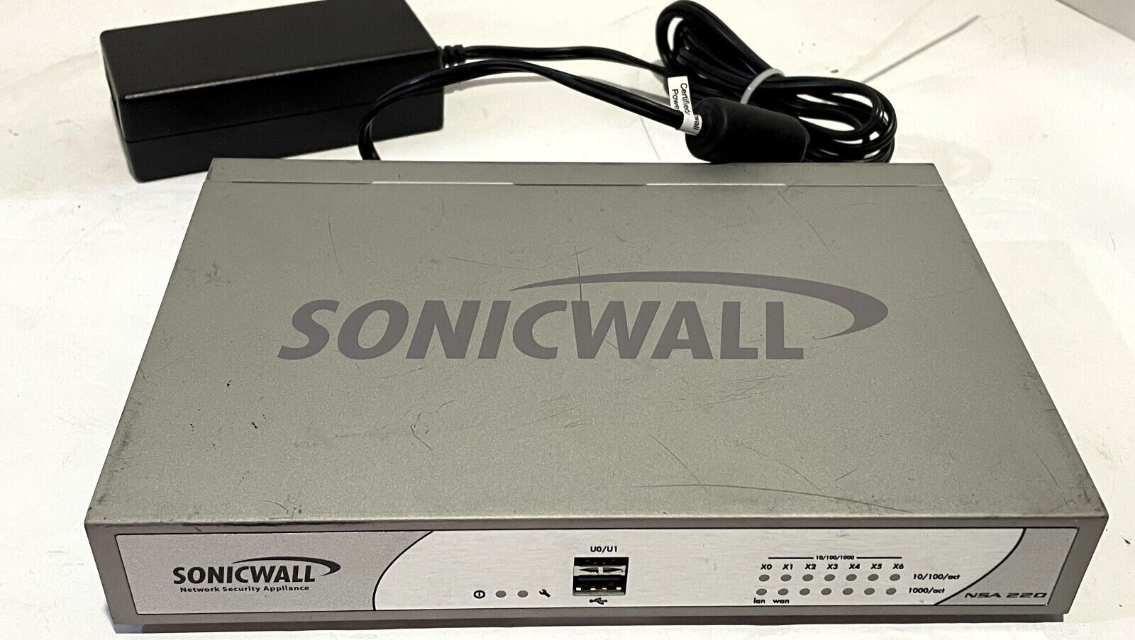 SONICWALL NSA 220 Firewall Network Security Appliance APL24-08E w/ Power Adapter