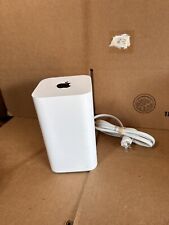 Apple AirPort Extreme A1521 3-Port Gigabit Wi-Fi 802.11 AC Router ME918LL/A picture