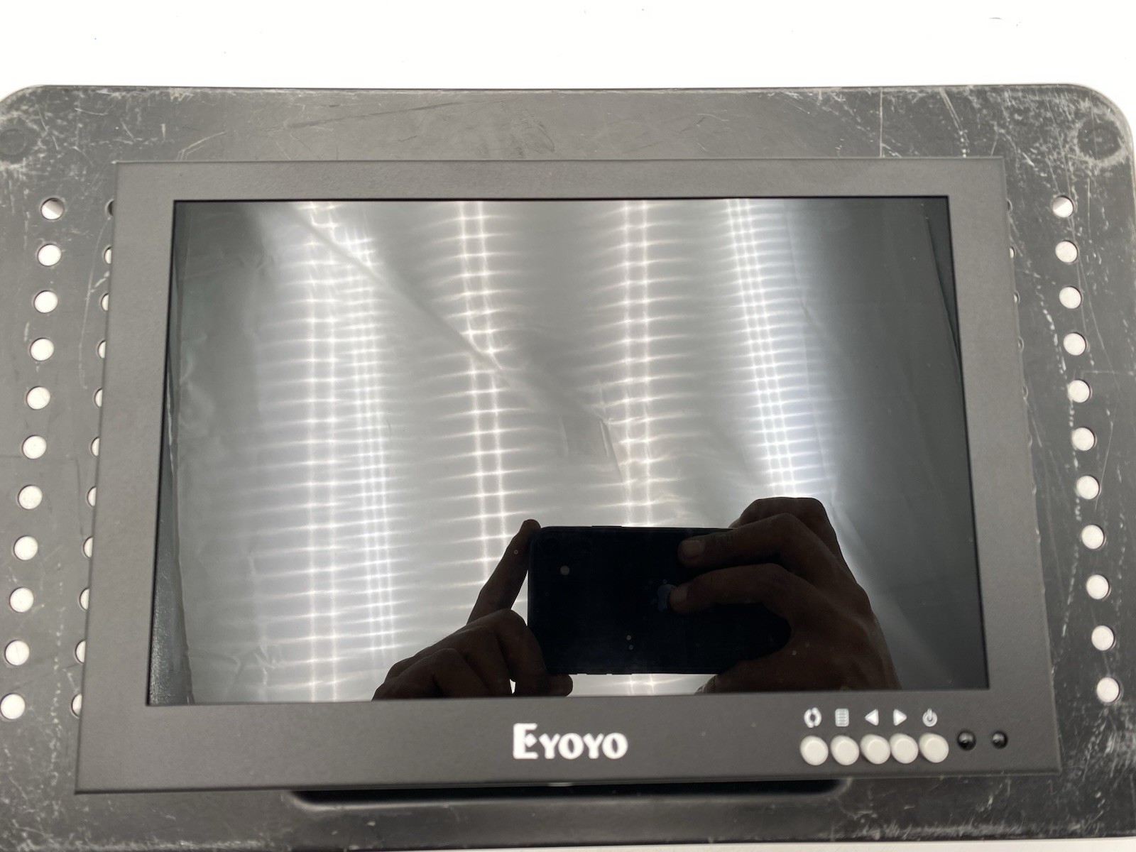 Eyoyo EM10D 10\'\' CCTV-LED 1080 HDTV Monitor w/ Stand w/ Remote w/Power
