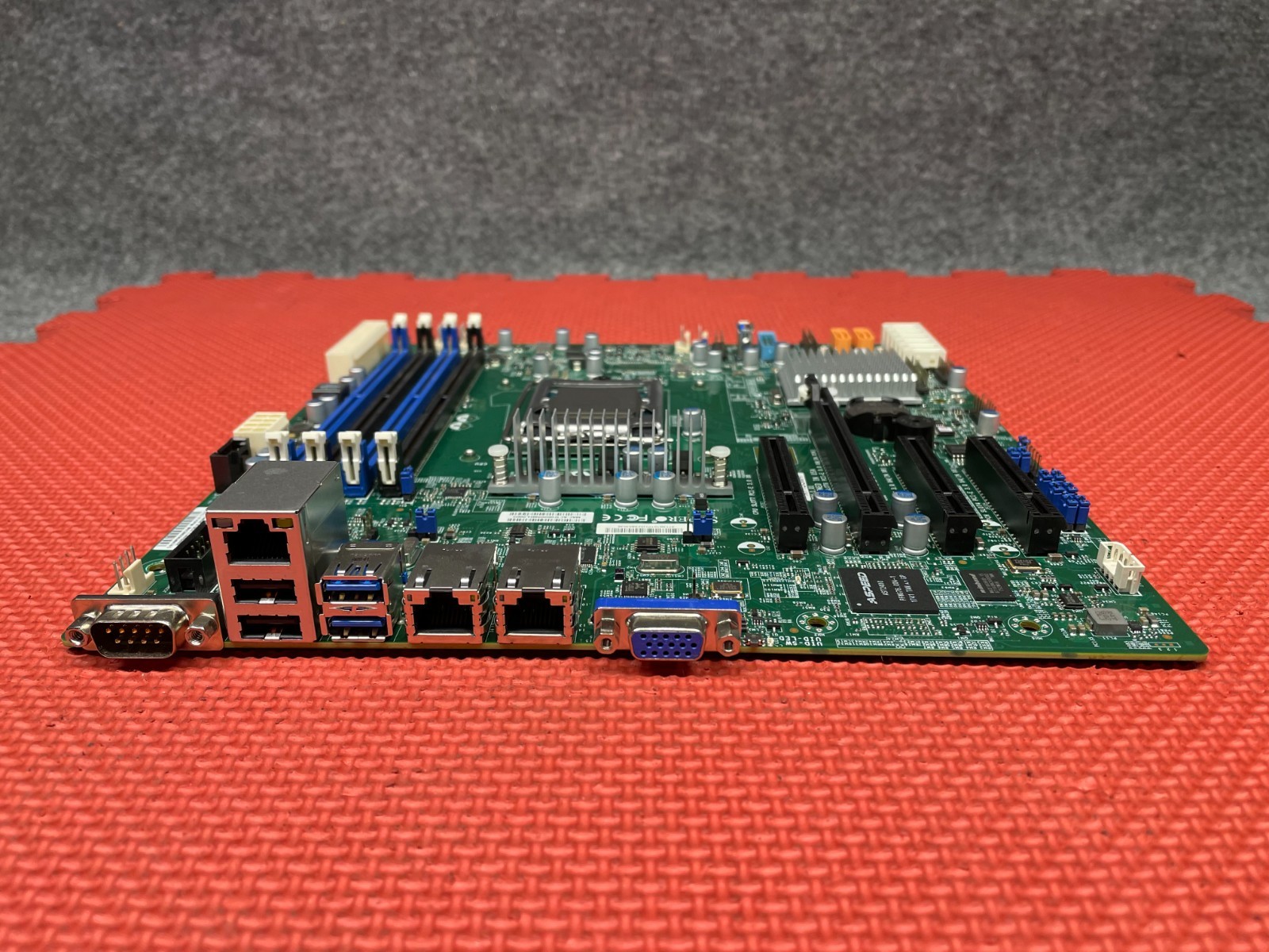 Supermicro X11SSM-F Intel Server System Board/Motherboard w Intel Xeon E3-1230v5