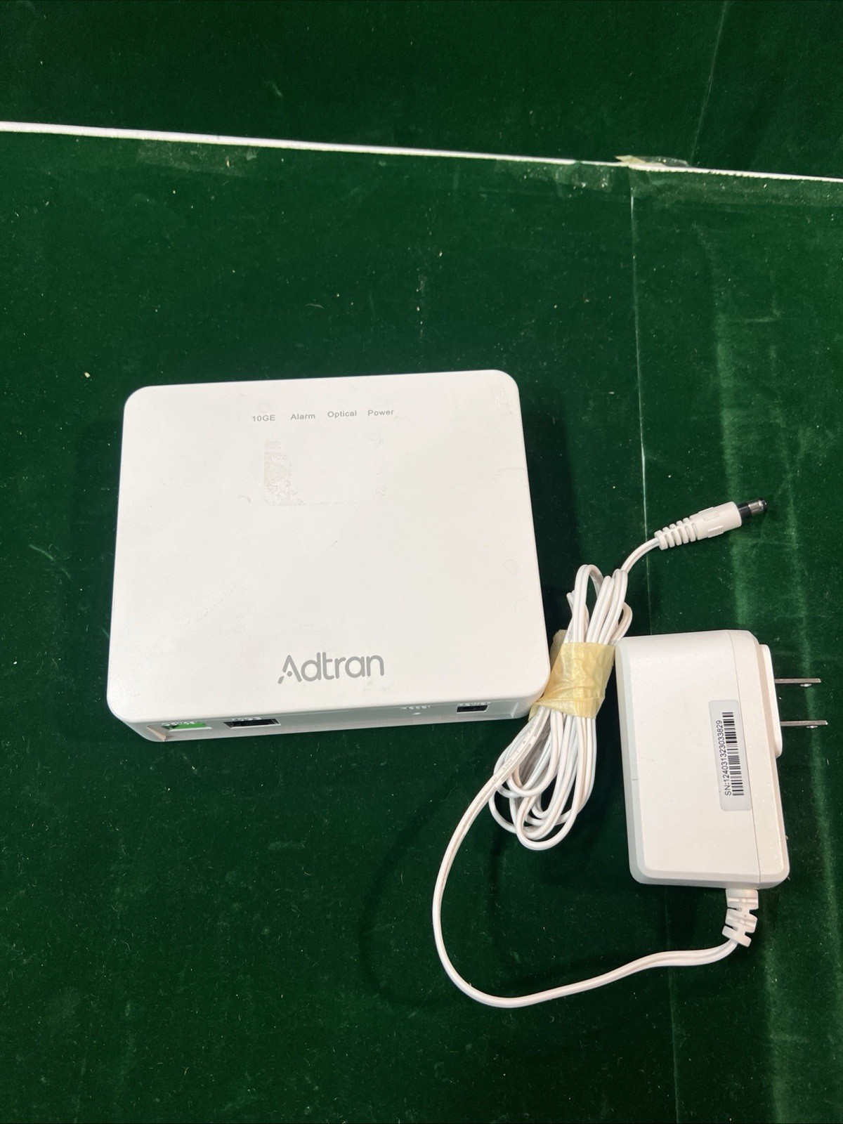 Adtran SDX631 XGSPON ONT PN:1287930F1 Fiber Terminal