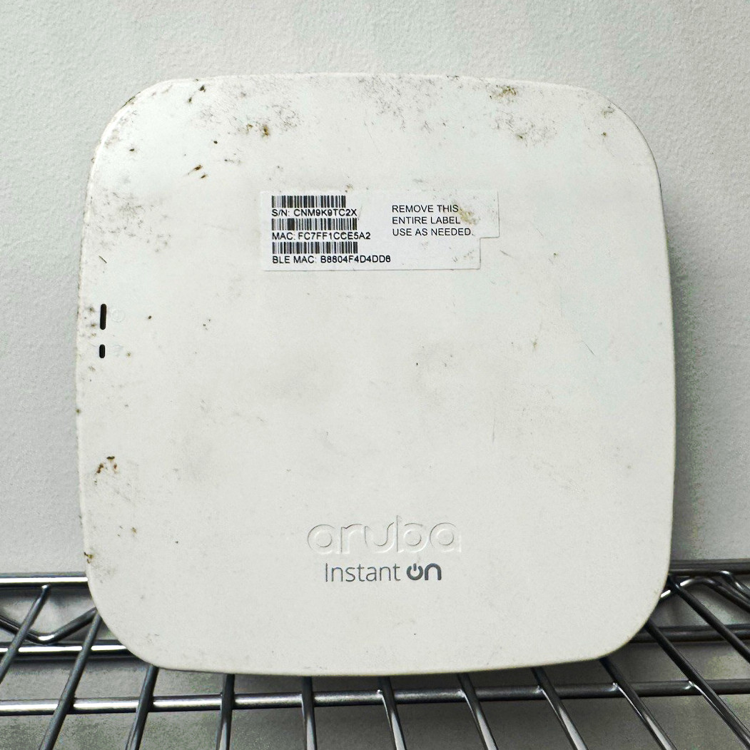 Aruba Instant On AP11-US R2W95A Dual-Band 1167 Mbps Wireless AP, White