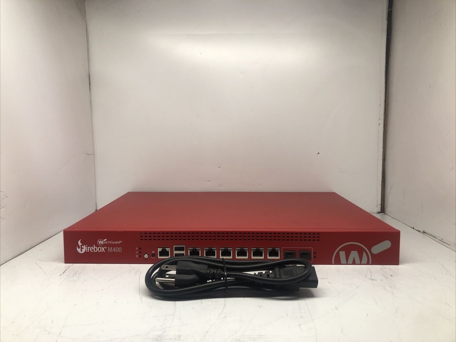 WatchGuard Firebox M400 KL5AE8 Network Firewall w/ Power Cord *READ DESCRIPTION*
