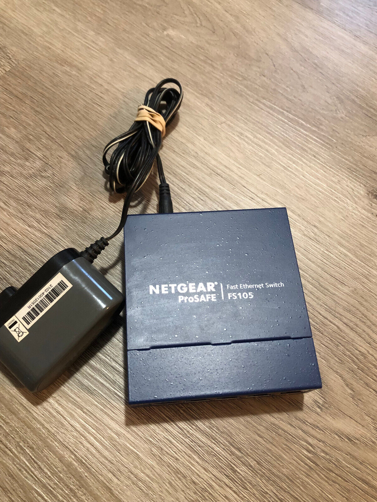 NETGEAR  ProSafe (FS105 - V3) 5-Ports External Switch - Tested