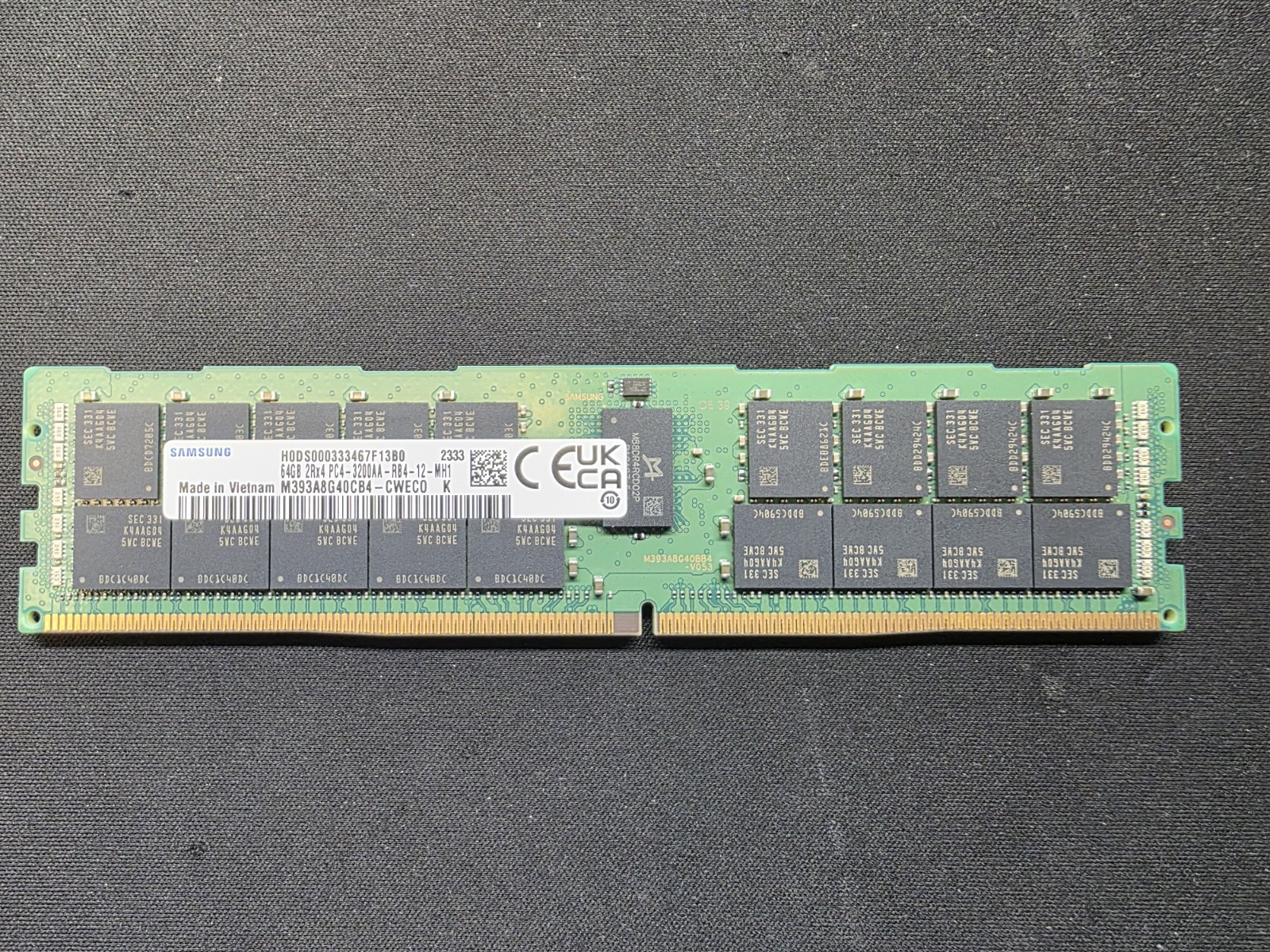 M393A8G40CB4-CWE SAMSUNG 64GB DDR4 3200 RDIMM ECC REG 2Rx4 SERVER MODULE