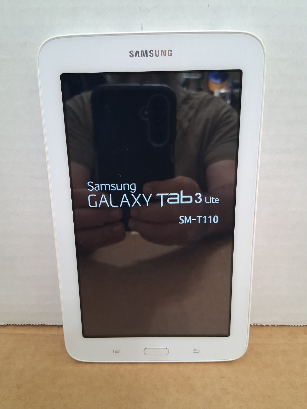Samsung Galaxy Tab 3 Lite 7.0 (SM-T110) - For Parts Or Use Read Description 