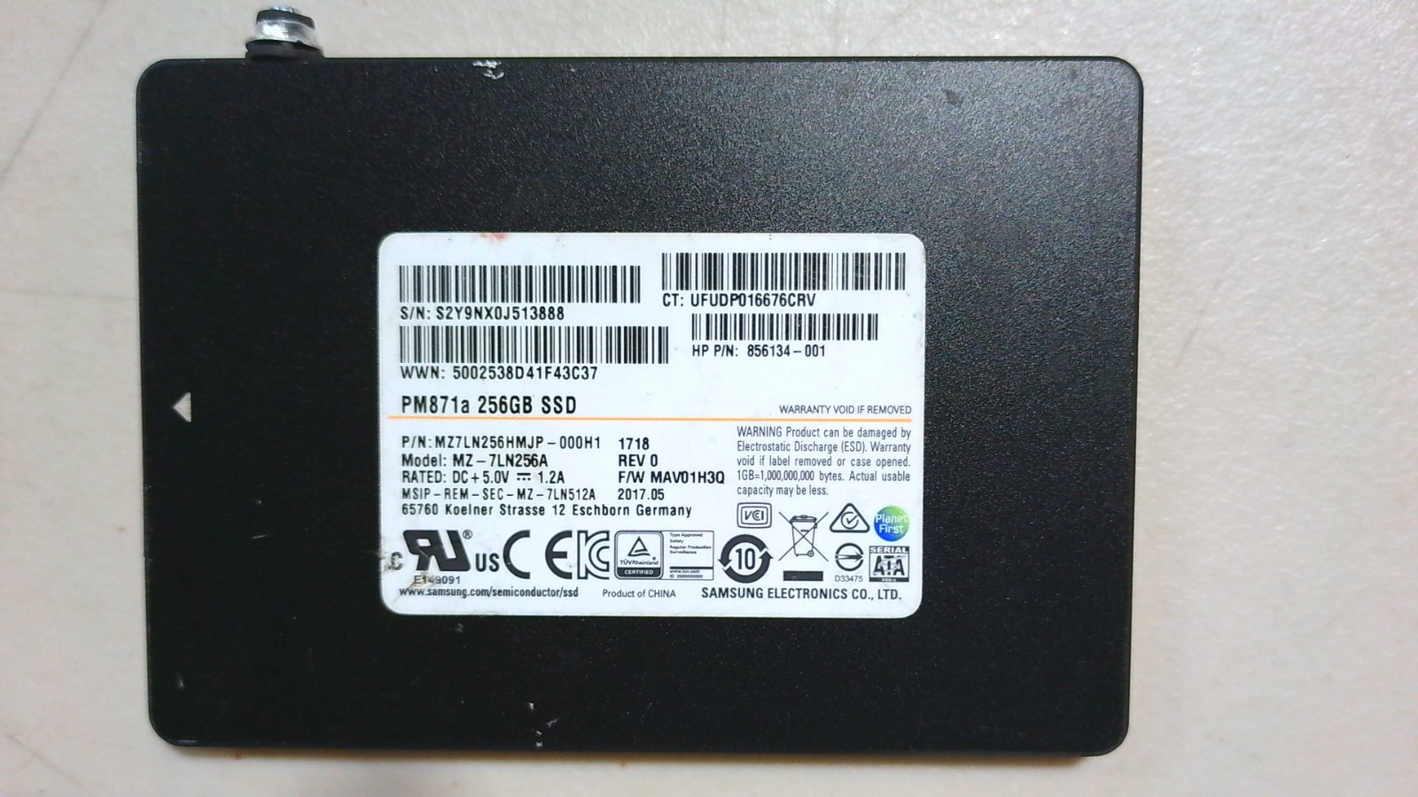 Samsung PM871a SATA III MZ-7LN256A MZ7LN256HMJP-000H1 256GB SSD  2