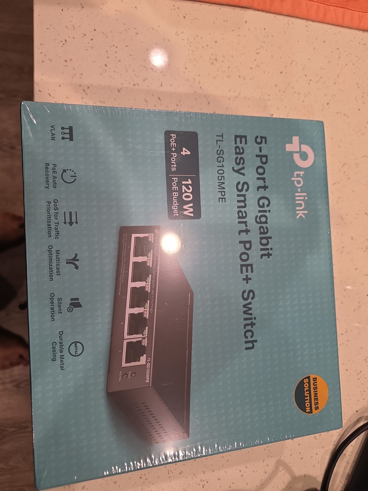 TP-Link TL-SG105MPE | Easy Smart Managed | 5 Port w/ 4-Port PoE+, black 120 Watt