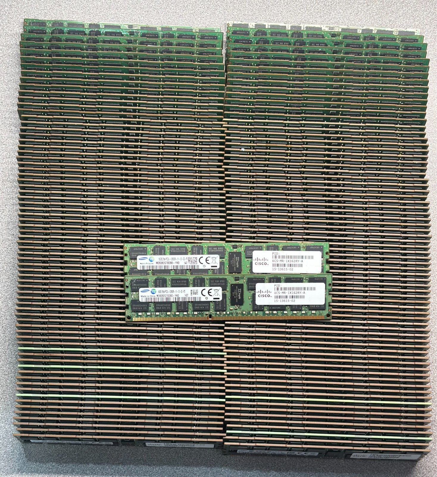 Lot of 140 SAMSUNG 16GB - PC3L-12800R -  Server  Memory Ram