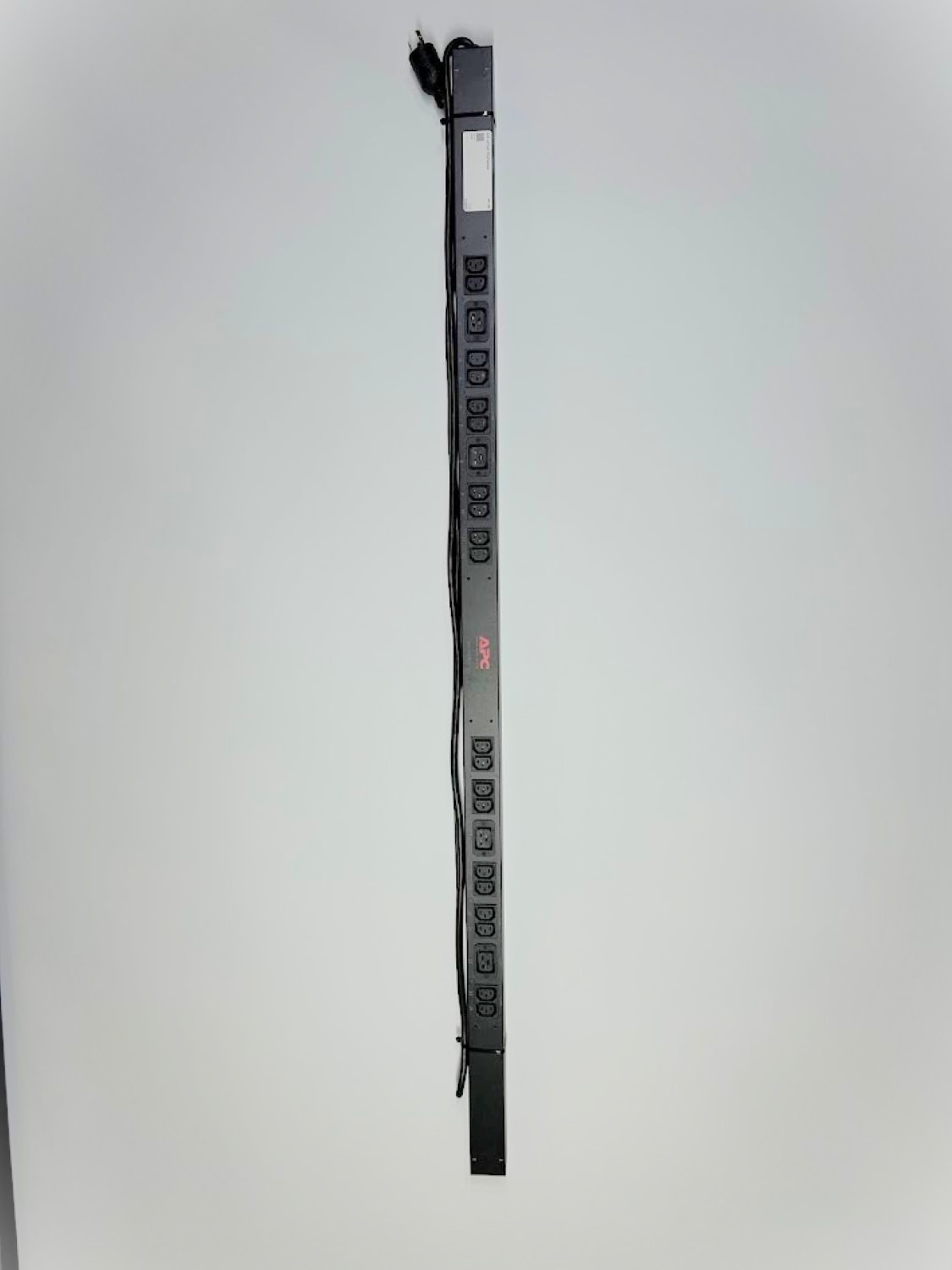 APC AP7540 Basic Zero-U Rack PDU 20A 208V 20x C13 4x C19 Grade A