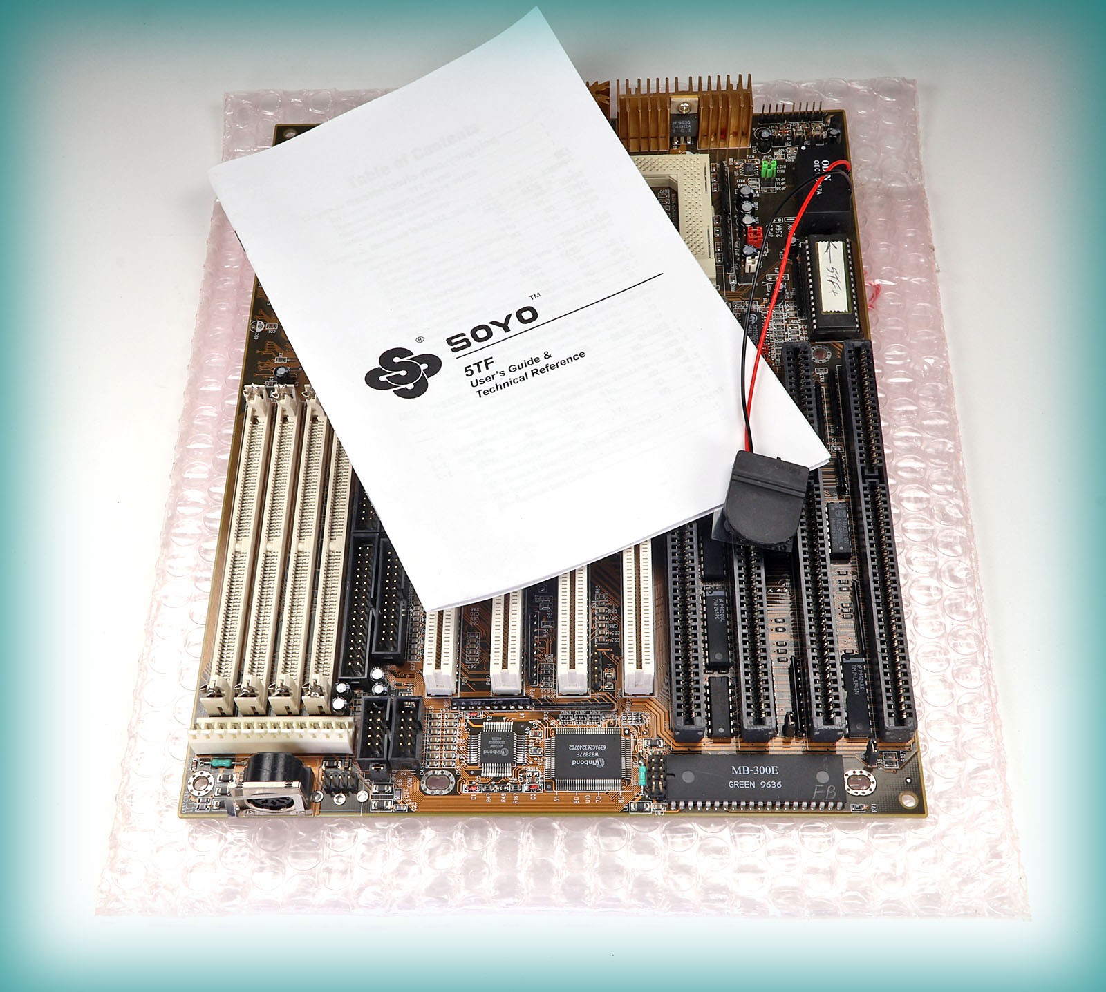 Vintage Soyo 5TF2 i430HX AT Motherboard, PCI/ISA, up to P233MMX/256MB — TESTED