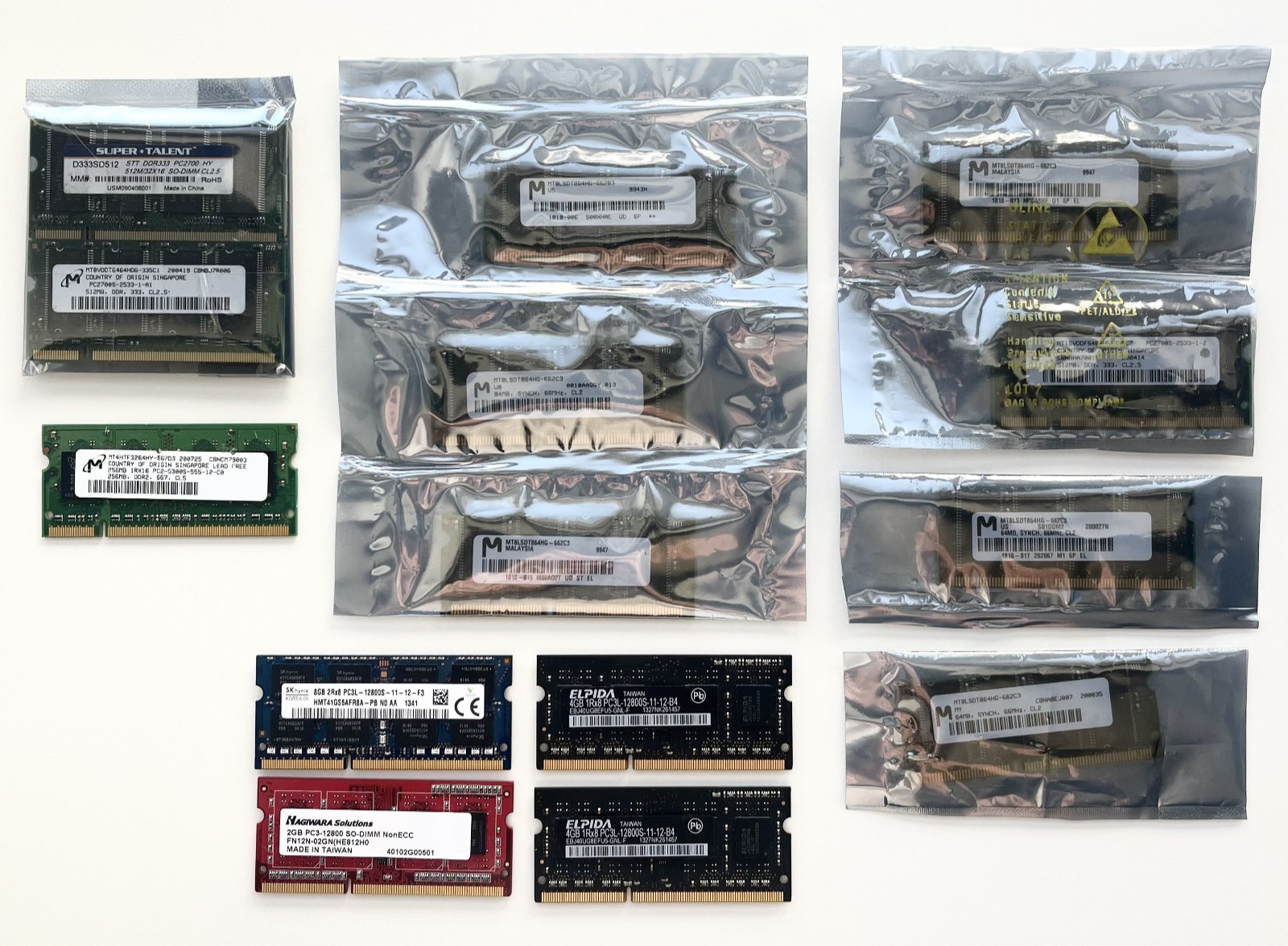 LOT OF RAM MEMORY 16 PIECES