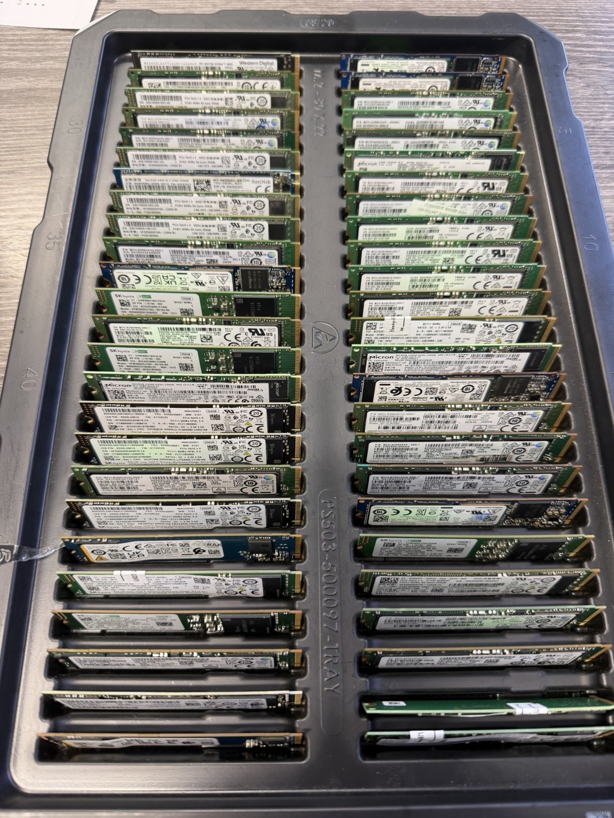 LOT OF 50  Mixed Brand 256GB M.2-2280 NVMe Internal Solid State Drives